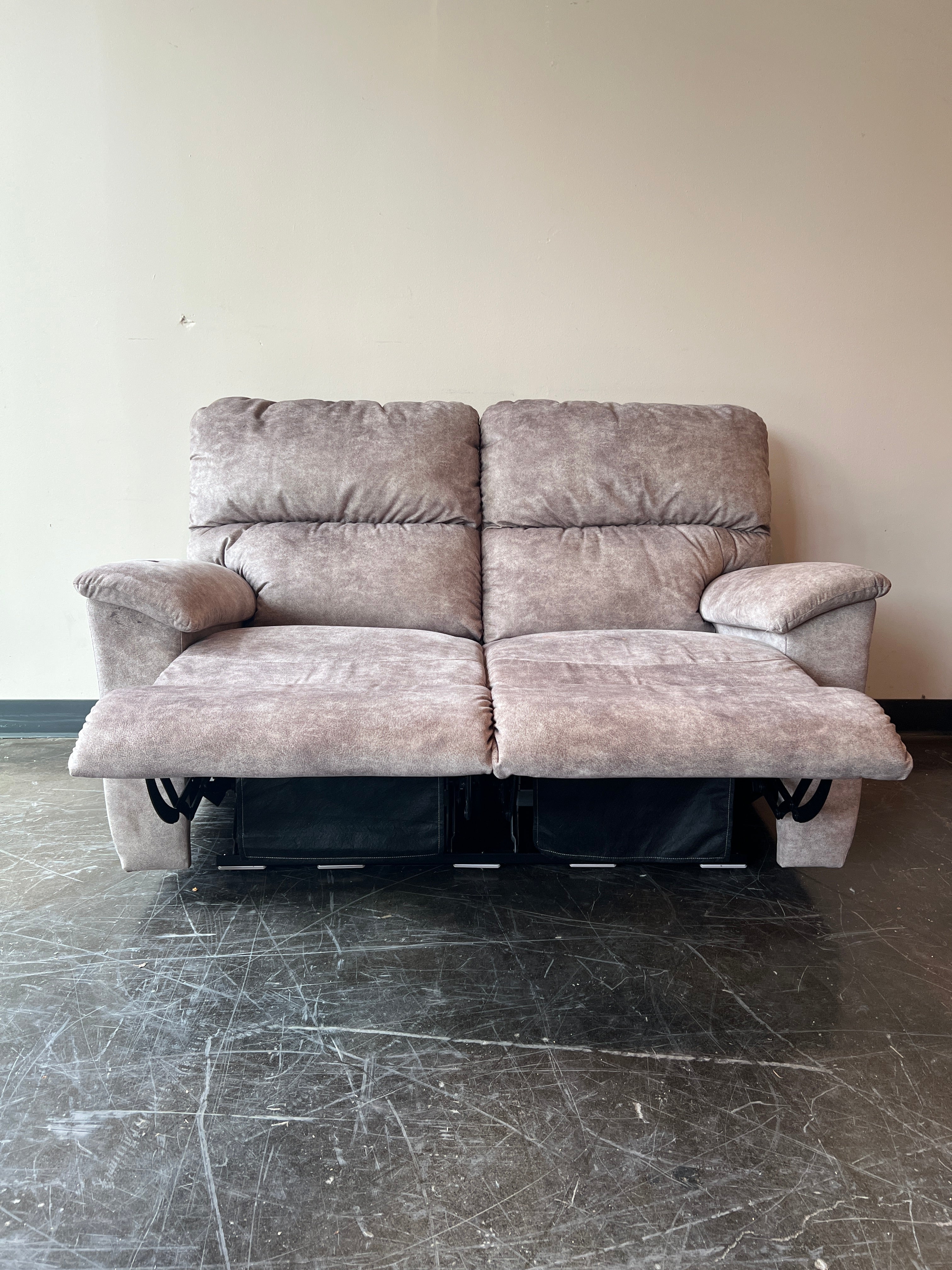 Gray Weathered Leather Love Seat Recliner