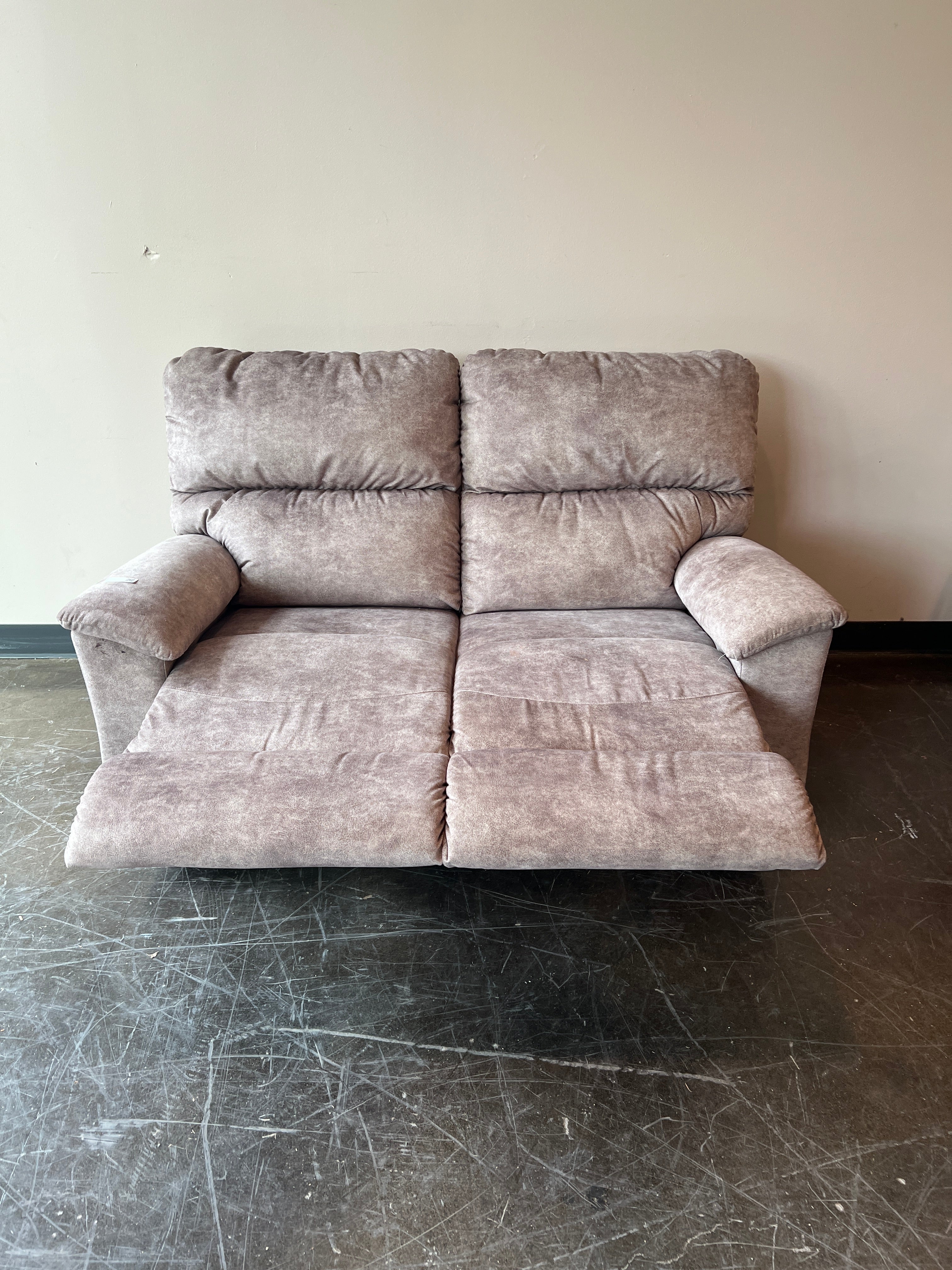 Gray Weathered Leather Love Seat Recliner