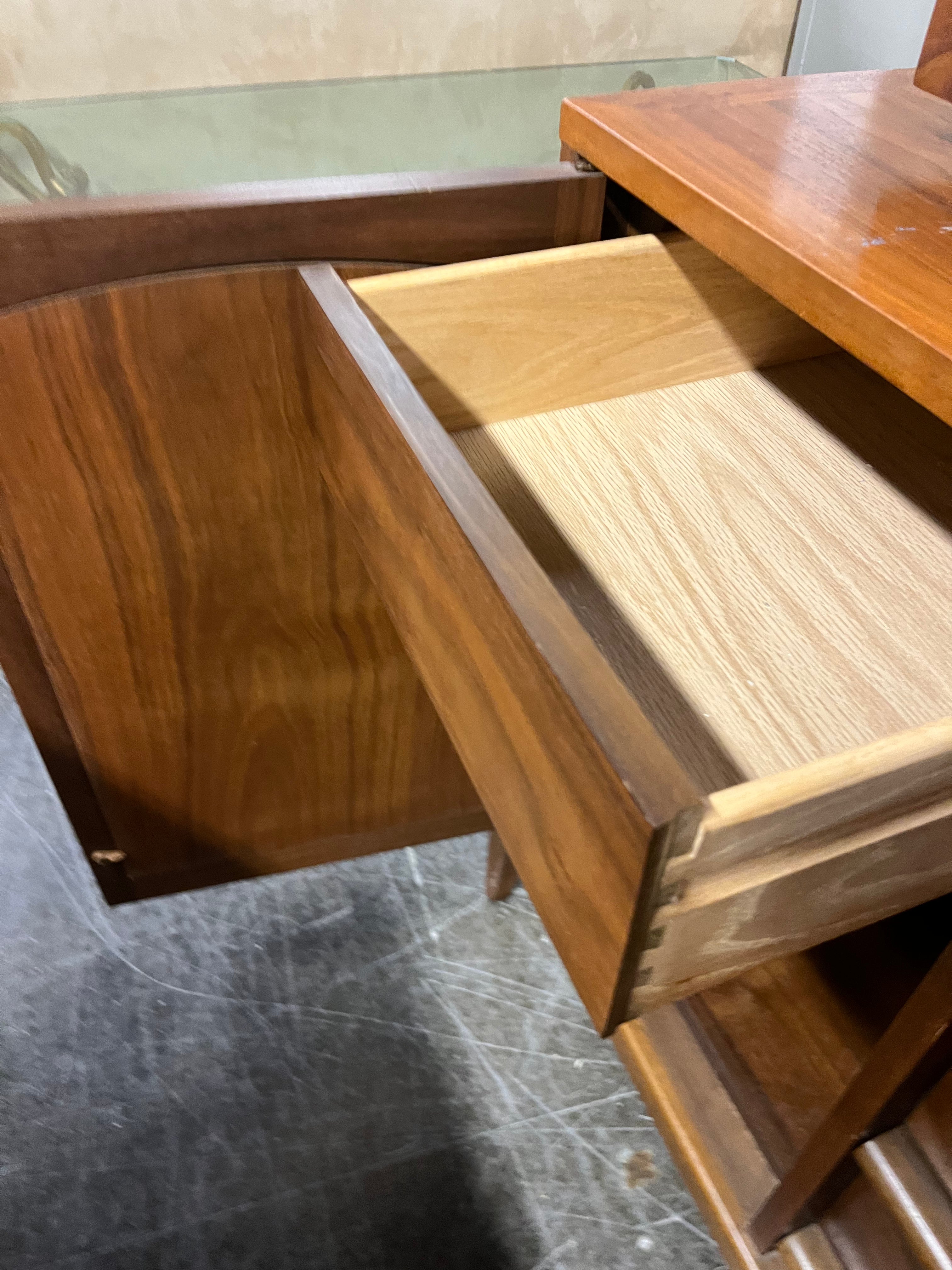 Lane Mid Century Modern Sideboard Buffet Display Case - Simply Stunning