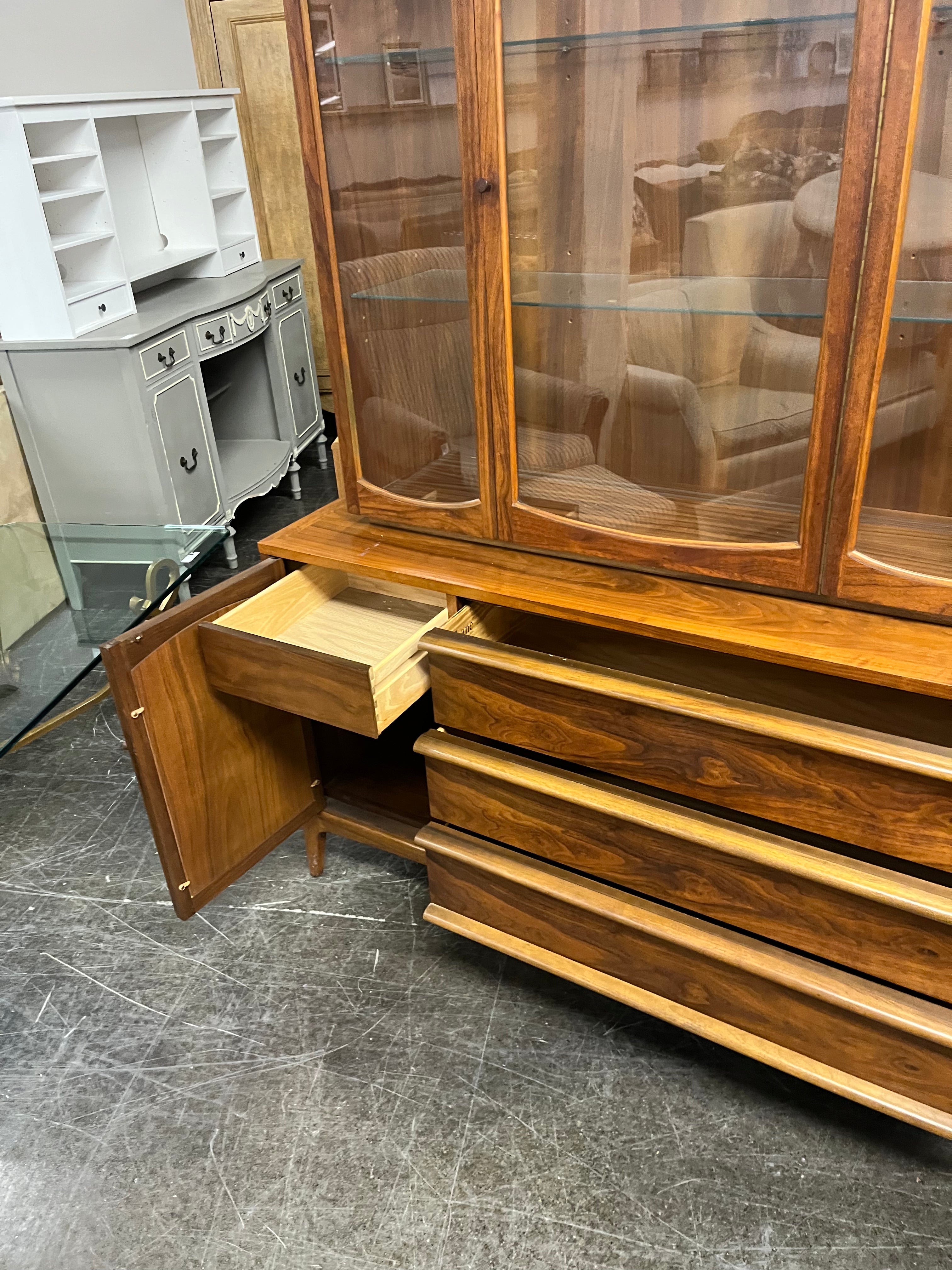 Lane Mid Century Modern Sideboard Buffet Display Case - Simply Stunning