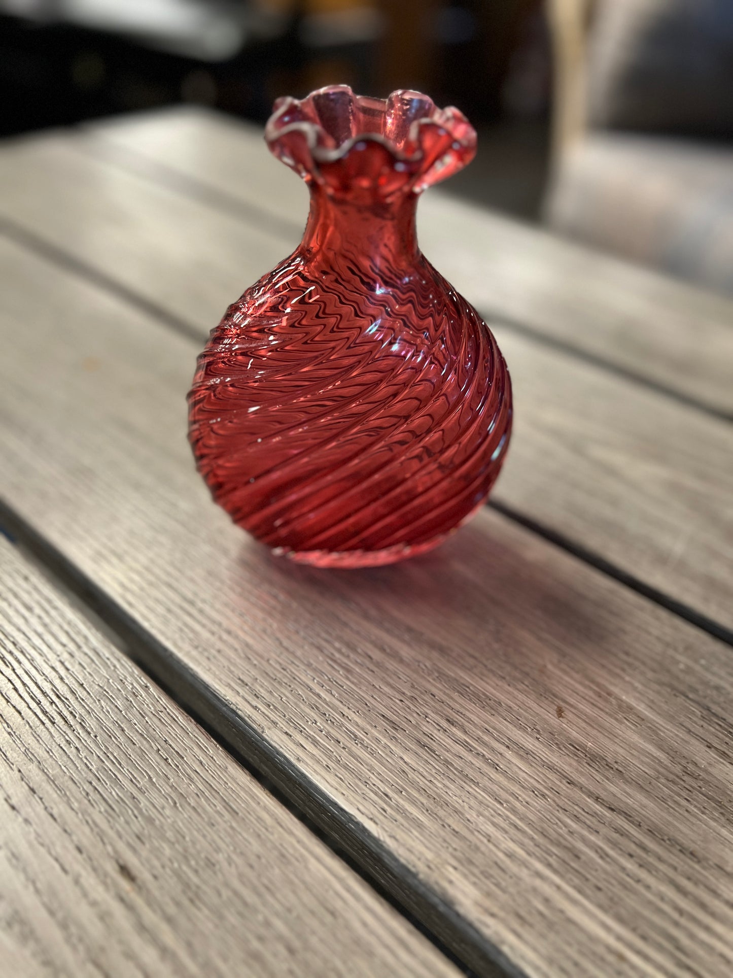 Pink Wavy Stem Vase
