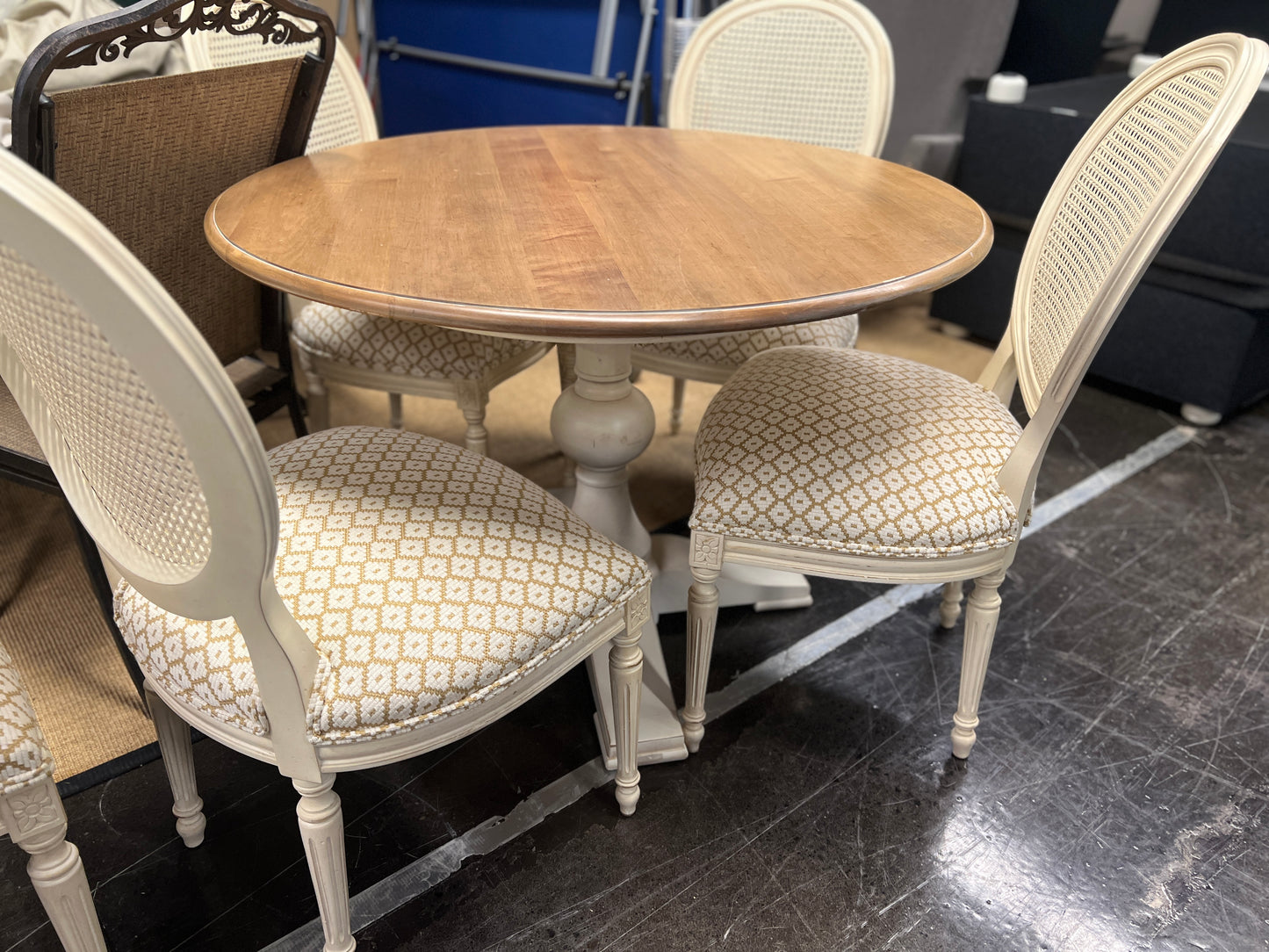 Ethan Allen Bristol Table and 5 Louis XVI style medallion chairs