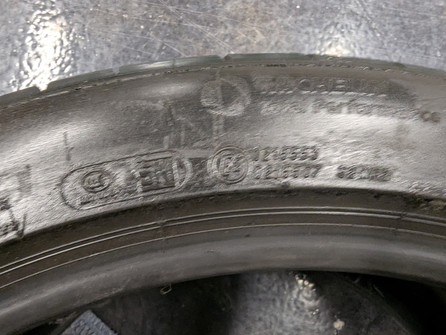 Michelin 295/35 ZR 20 Seasonal Tires