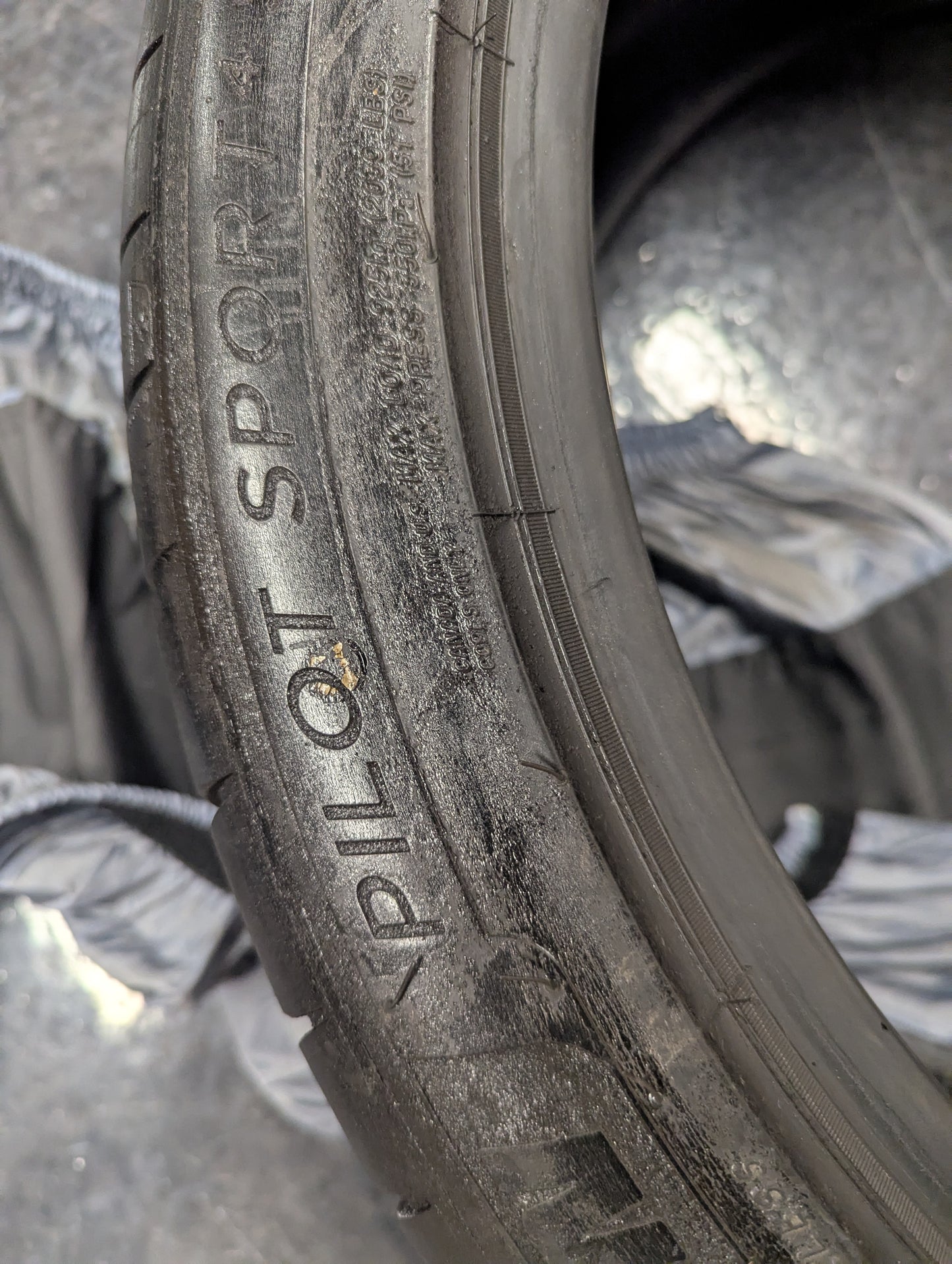 Michelin 295/35 ZR 20 Seasonal Tires