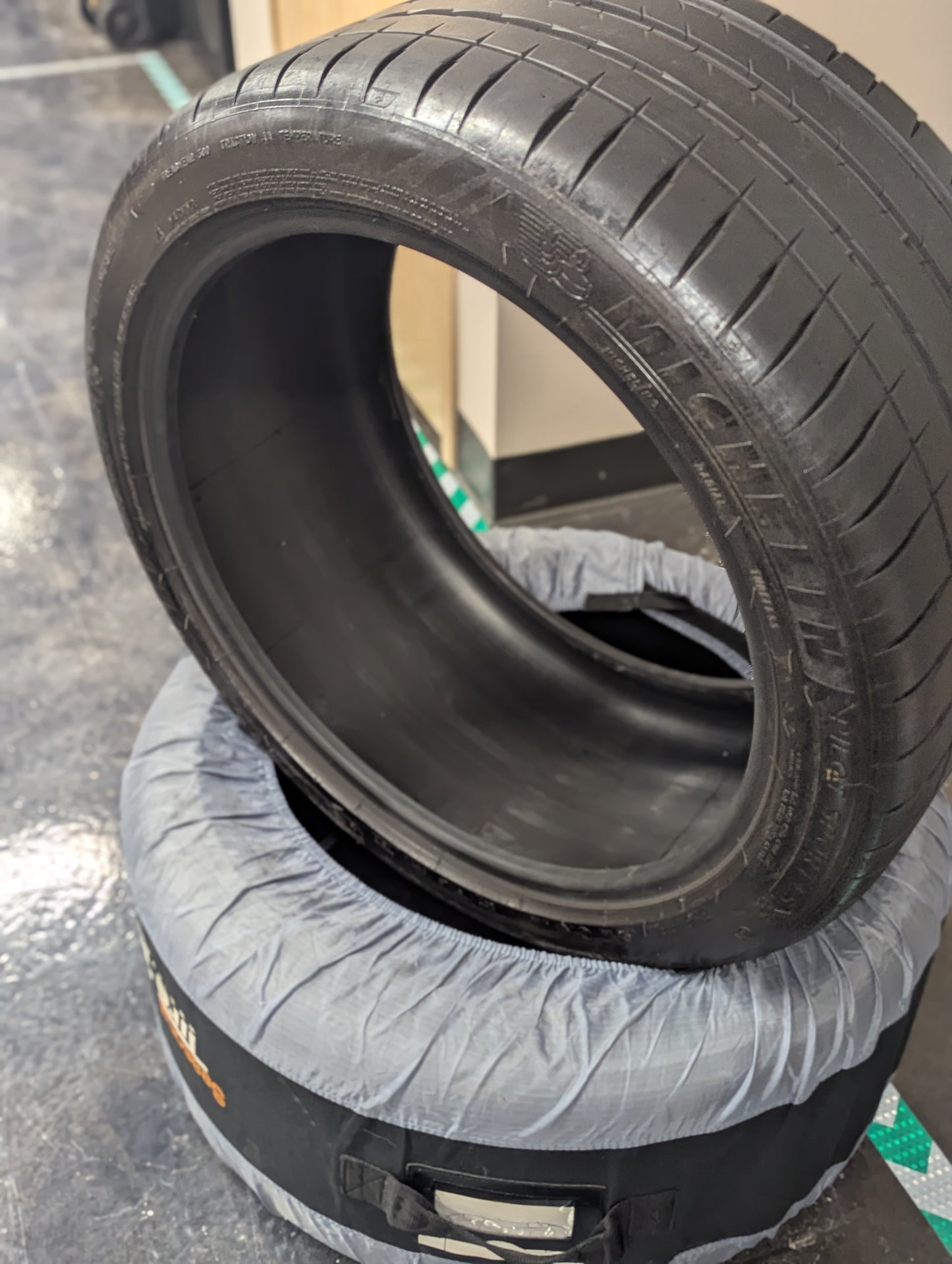 Michelin 295/35 ZR 20 Seasonal Tires