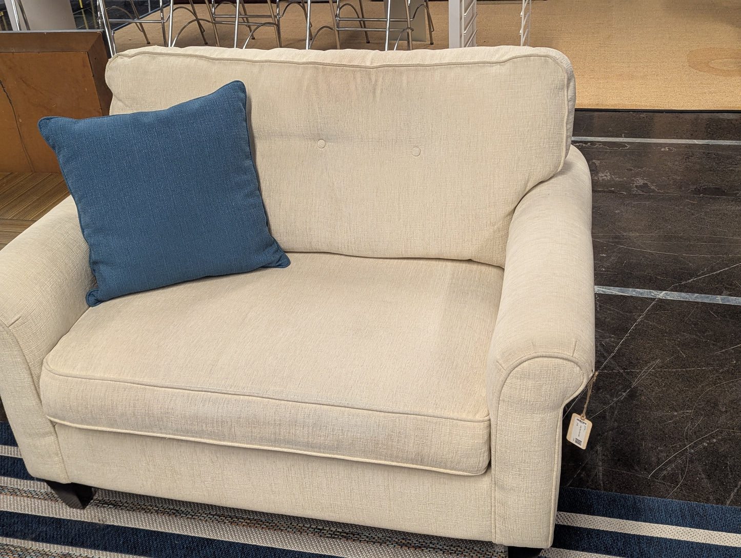 Lazy boy love seat