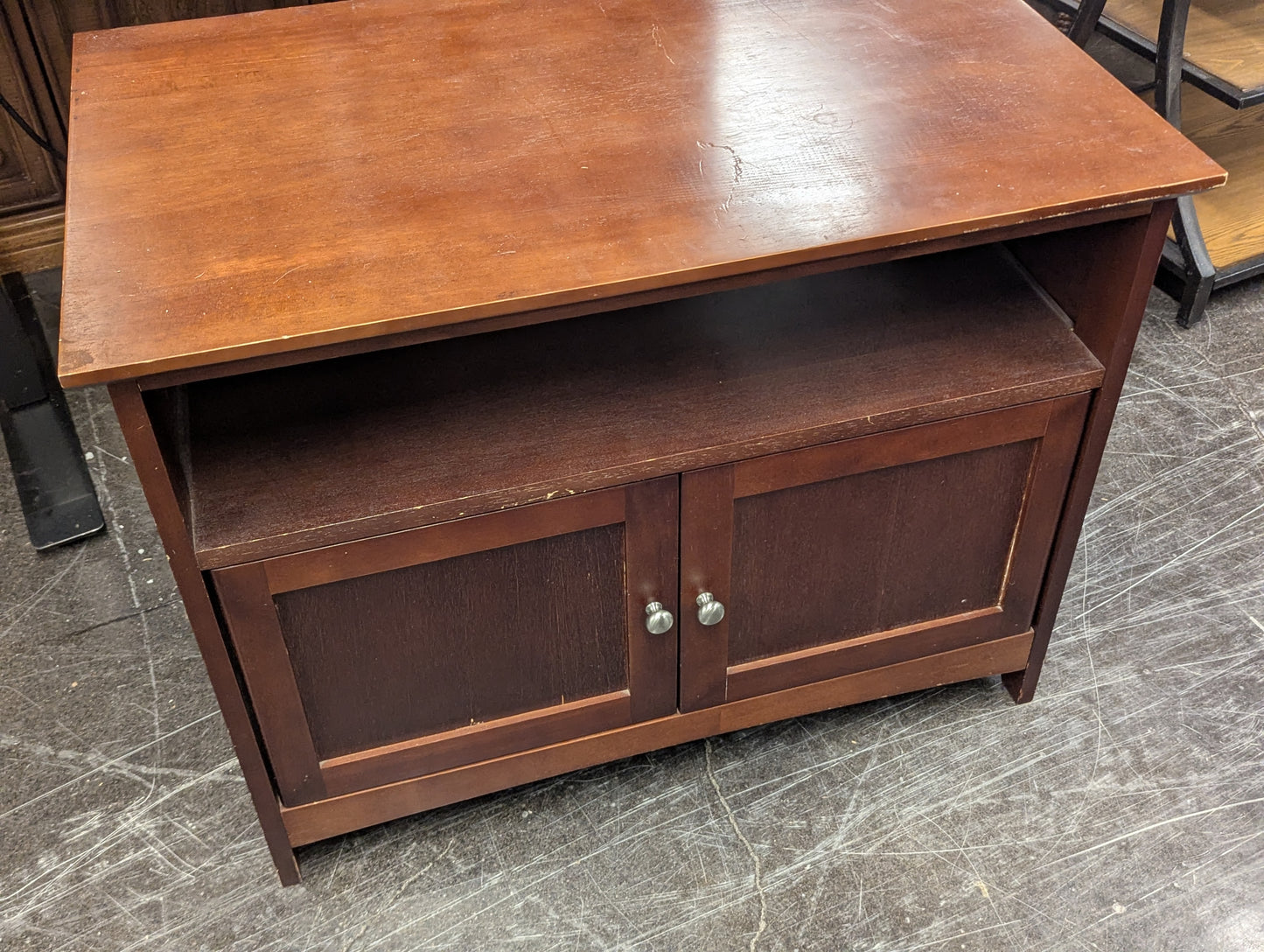 Small Oak Two Door Cabinet