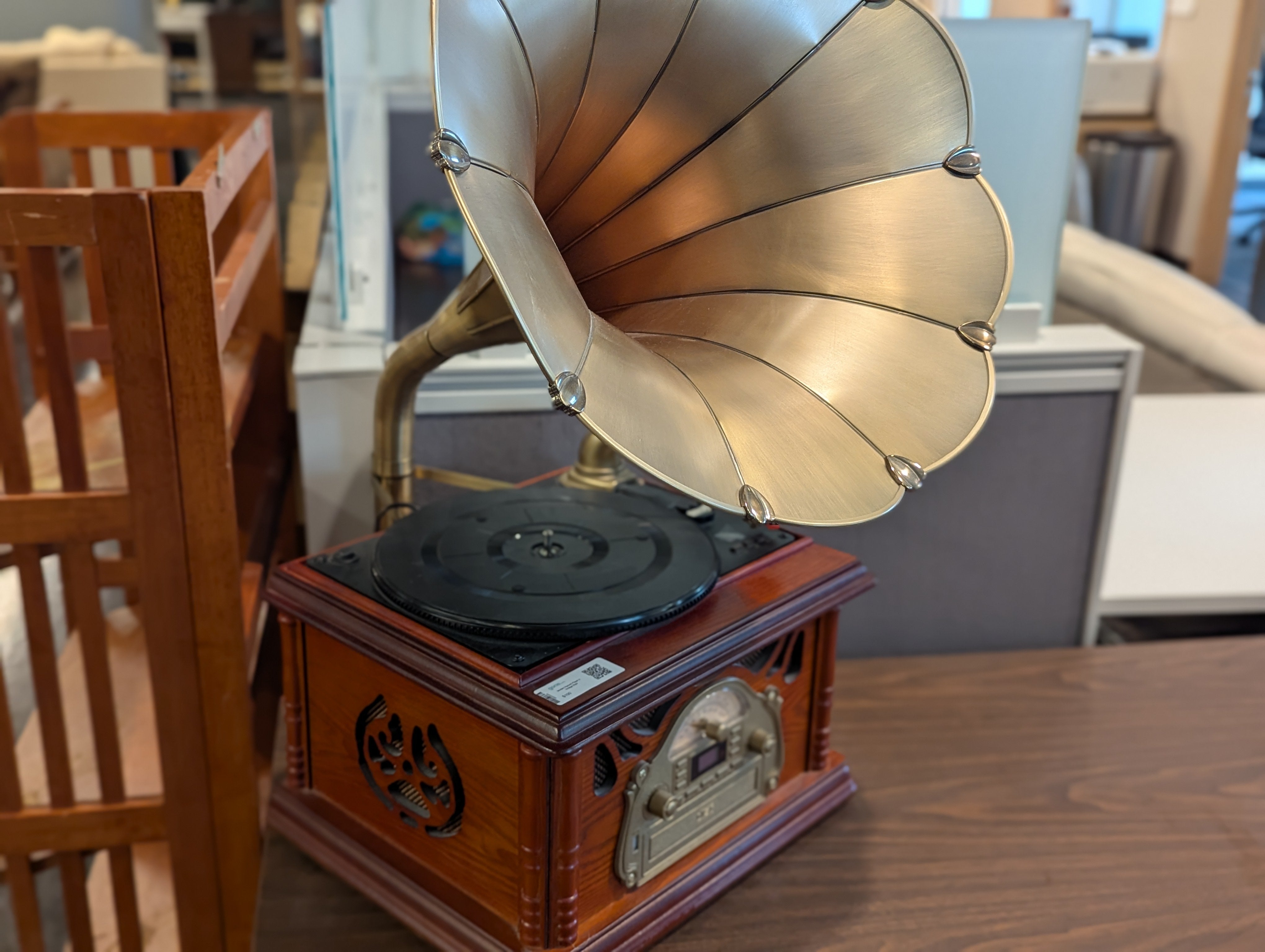 Modern Record Player in Vintage Victrola Style