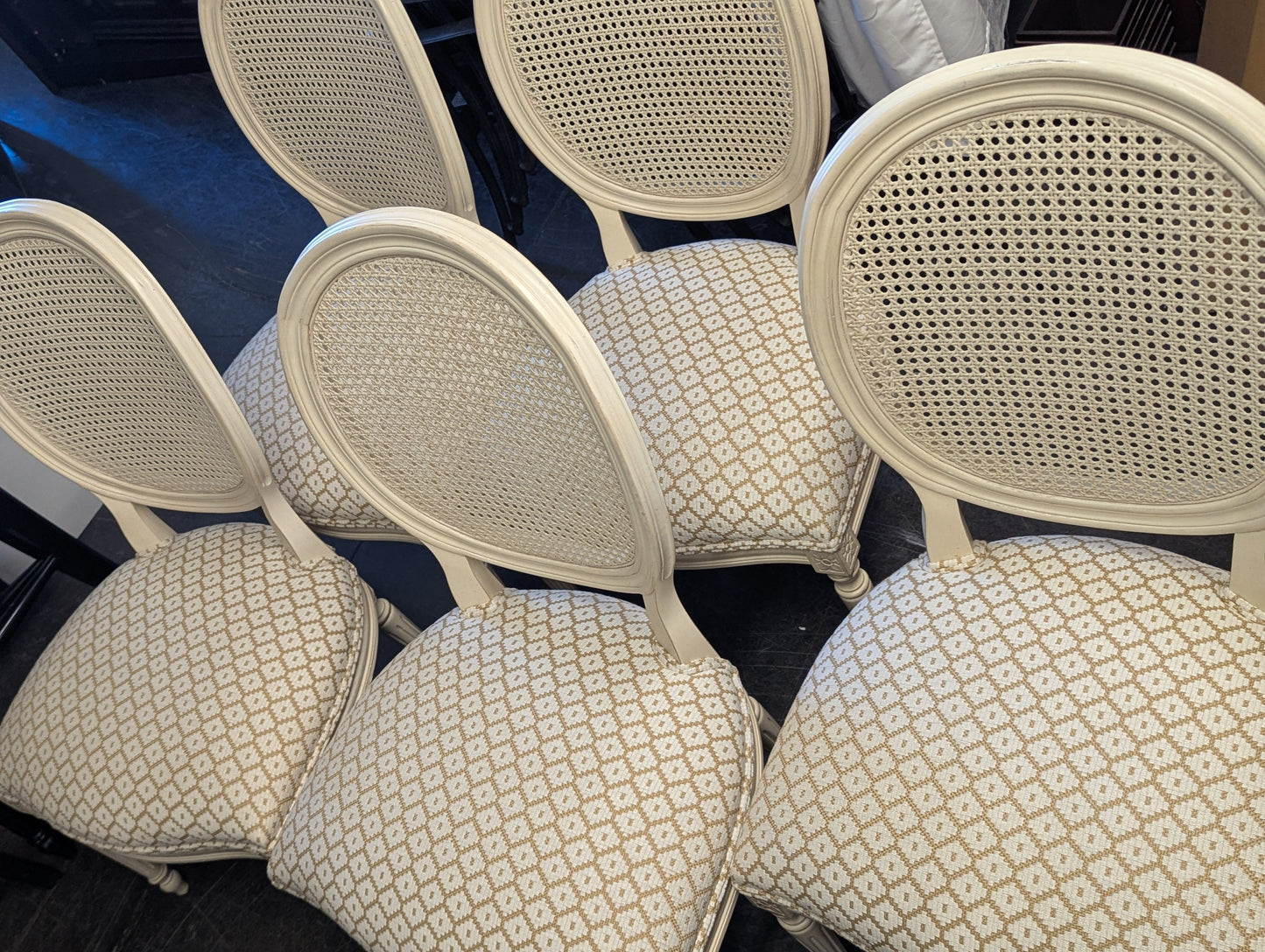 Ethan Allen Bristol Table and 5 Louis XVI style medallion chairs
