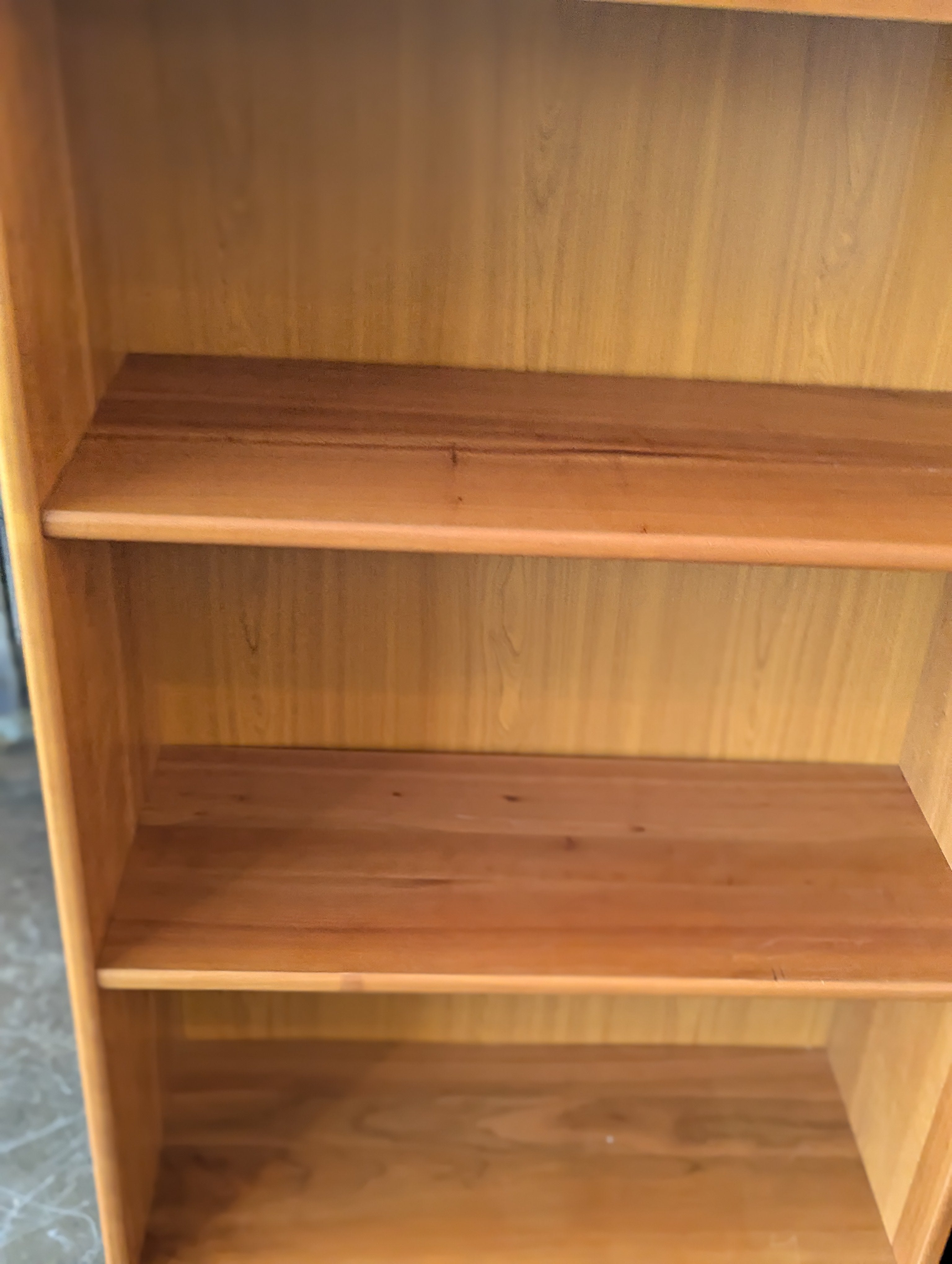 Medium 3 Shelf Bookcase