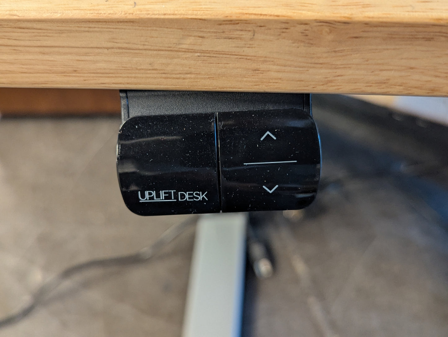 Uplift Sit/Stand Desk, Butcher Block with Outlets