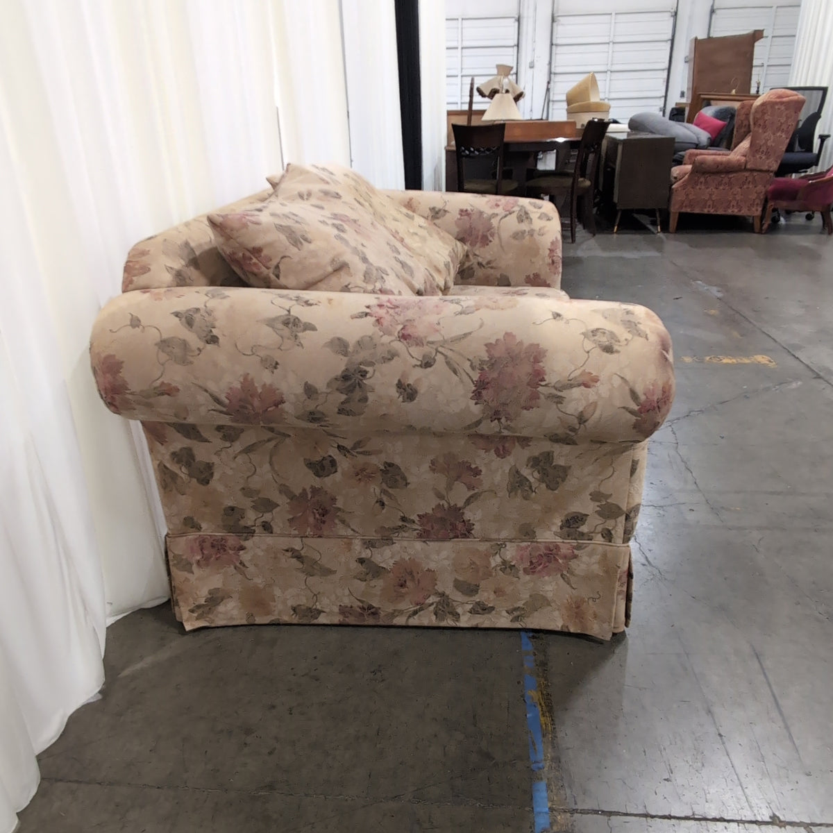 Traditional Floral Pattern Fabric Couch