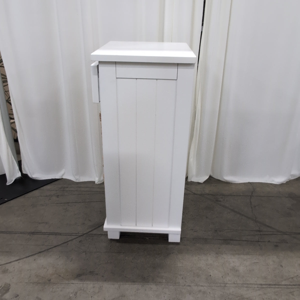 New Life Furniture JSC White Single-Drawer Nightstand with Woven Baskets