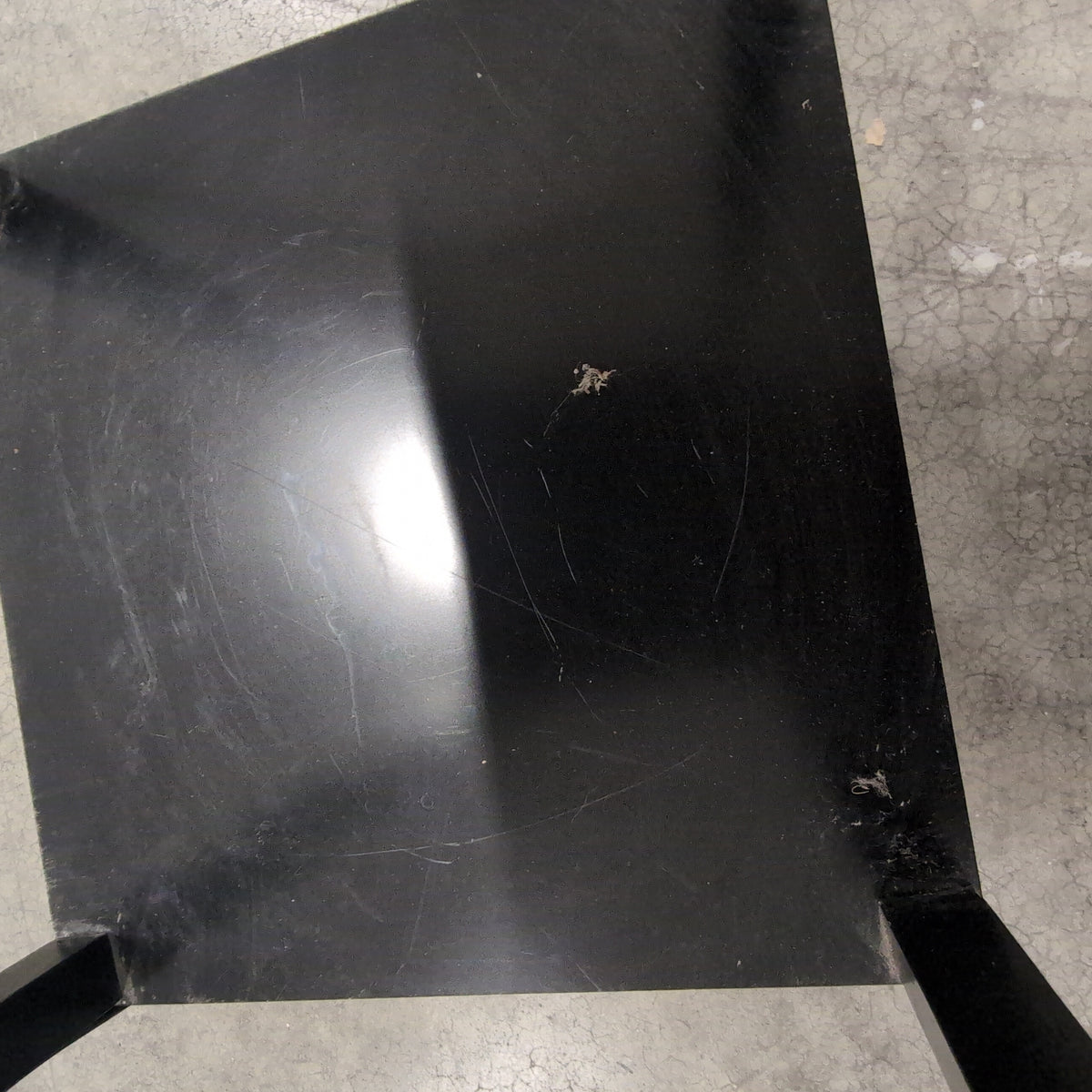 Black Metal Floor Lamp with Integrated Shelves