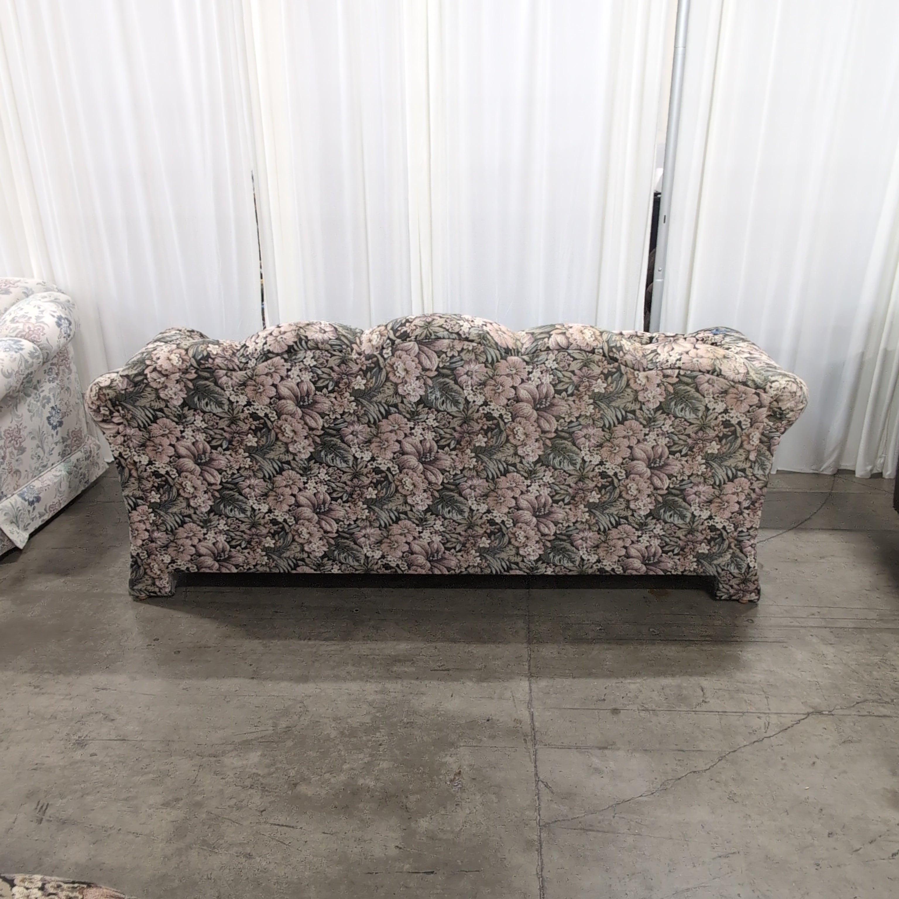 England CORSAIR Multi-Color Floral Tapestry Couch