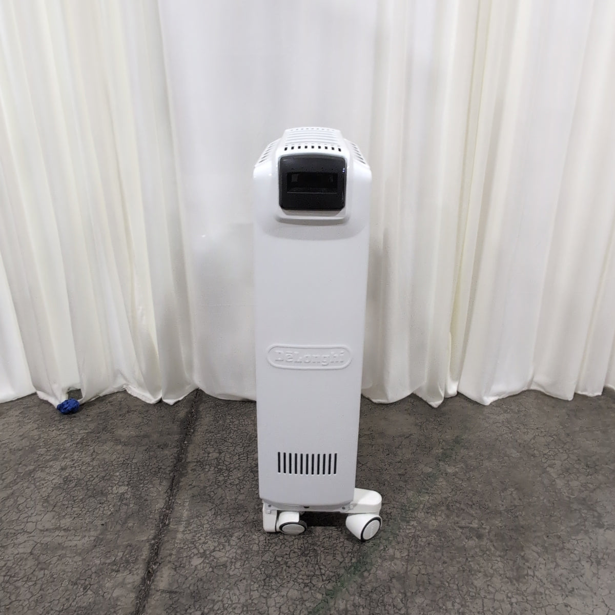 White Portable Oil-Filled Radiator Heater with Wheels