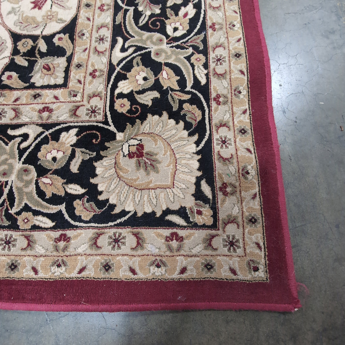 Traditional Red and Cream Floral Medallion Area Rug