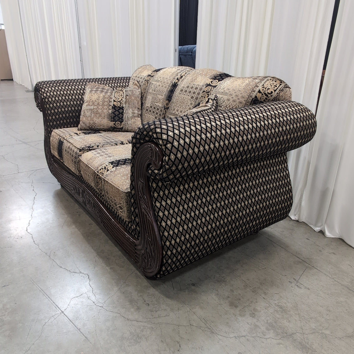 Multi-Tone Fabric Loveseat with Geometric Pattern