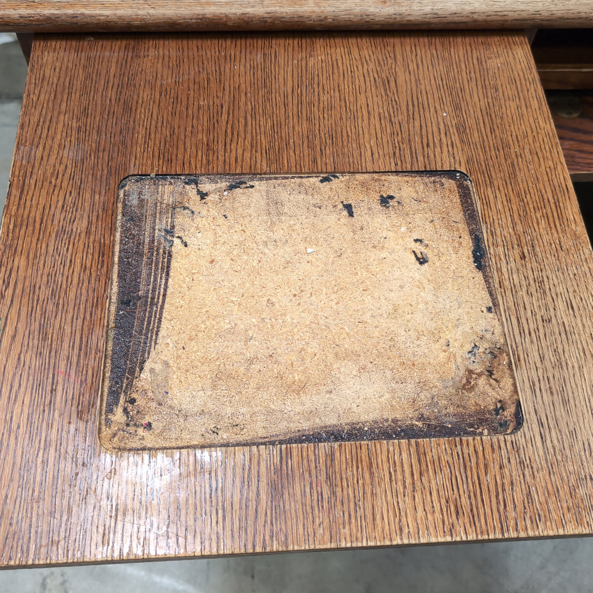 Two-Tone Hardwood Pedestal Desk with File Dividers