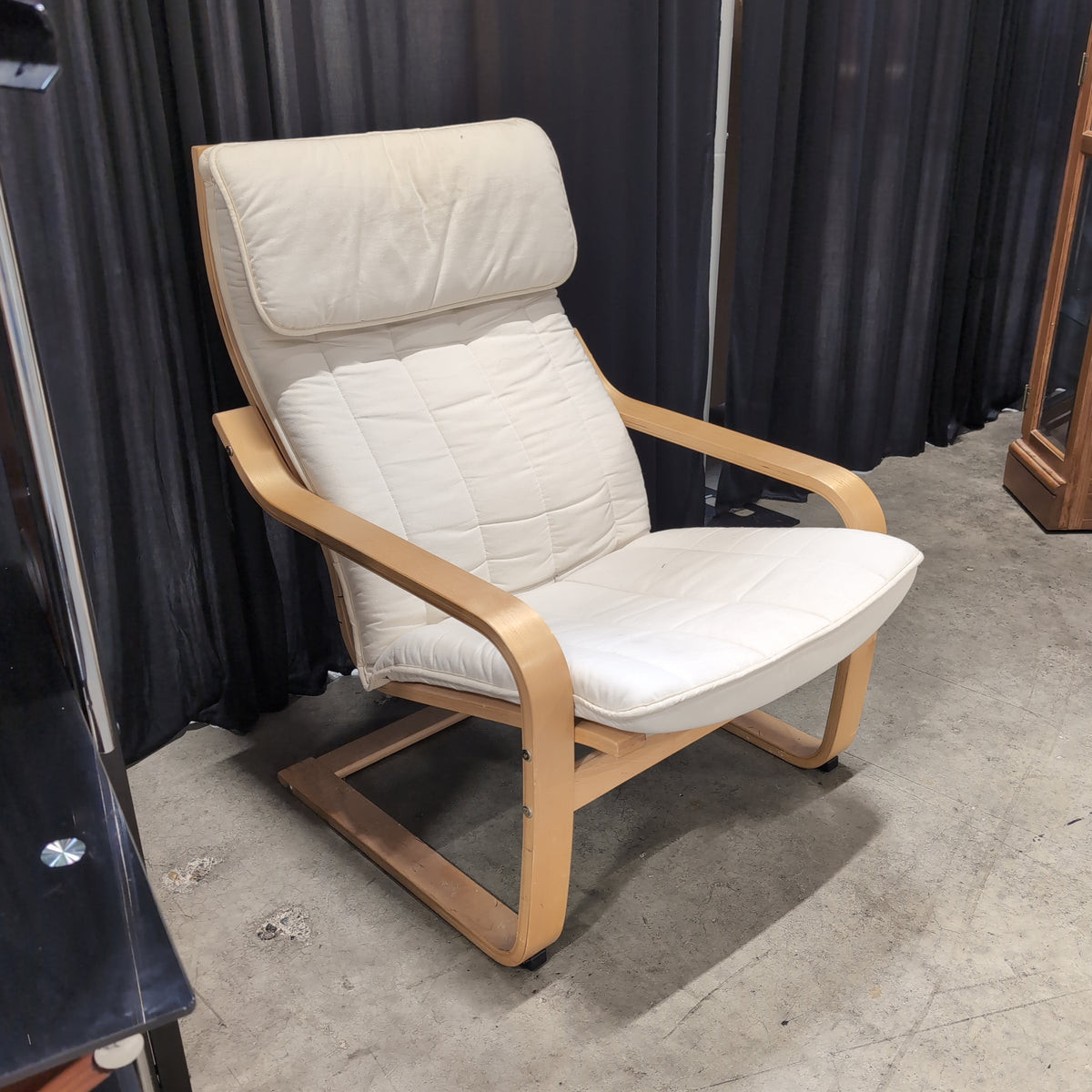 Modern Bentwood Frame White Recliner with Quilted Cushions