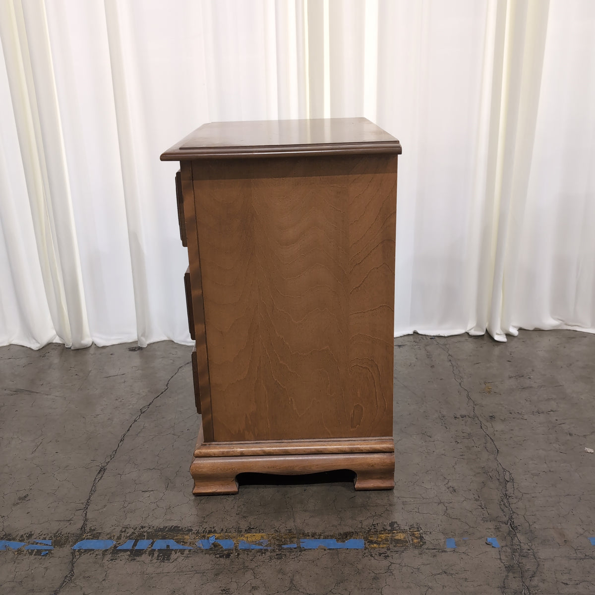 Traditional Brown Wood Nightstand with Three Drawers