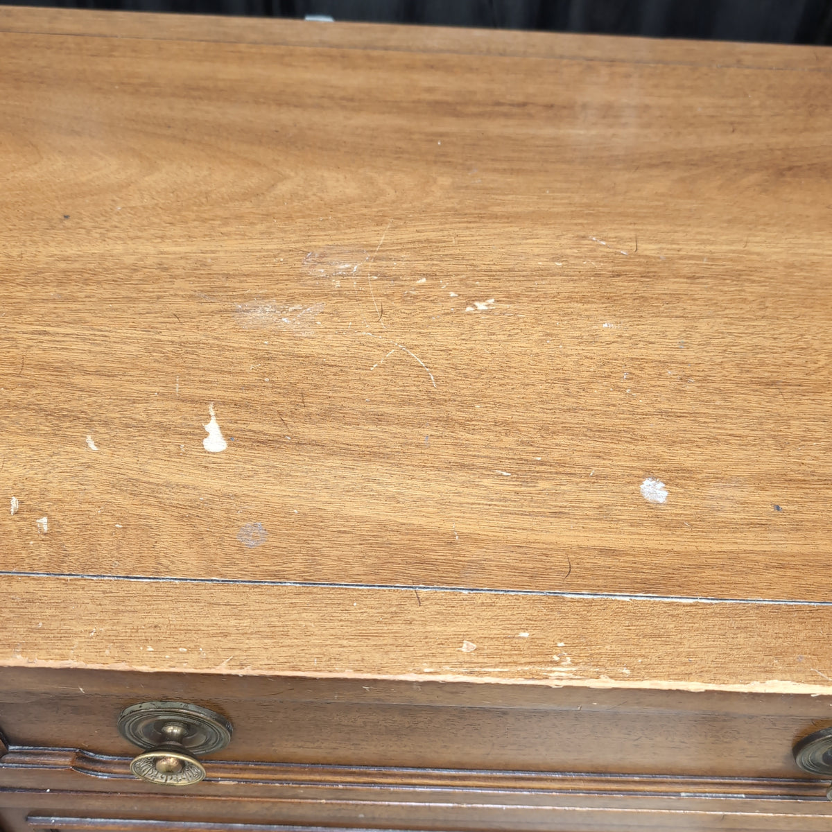 Traditional Wood Nine-Drawer Dresser with Ornate Hardware