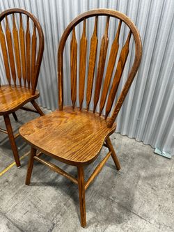 Amish Style Solid Oak Spindle Bow Back Windsor Chairs (pair)