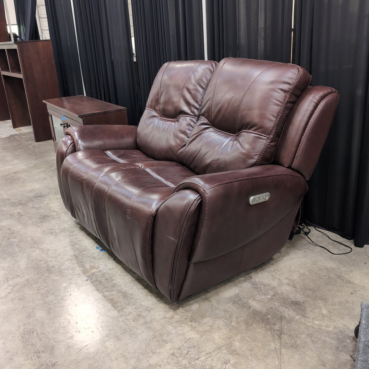 Flexsteel Dark Brown Leather Loveseat with Reclining Seats