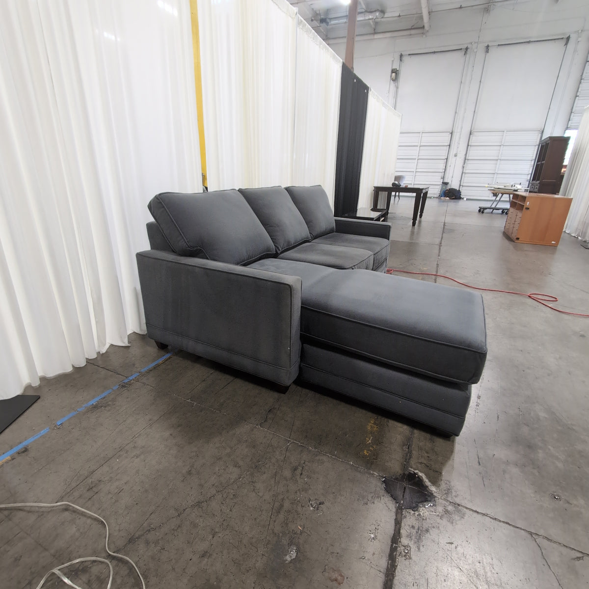 Pacific Furniture Industries Grey L-Shaped Fabric Sectional Couch