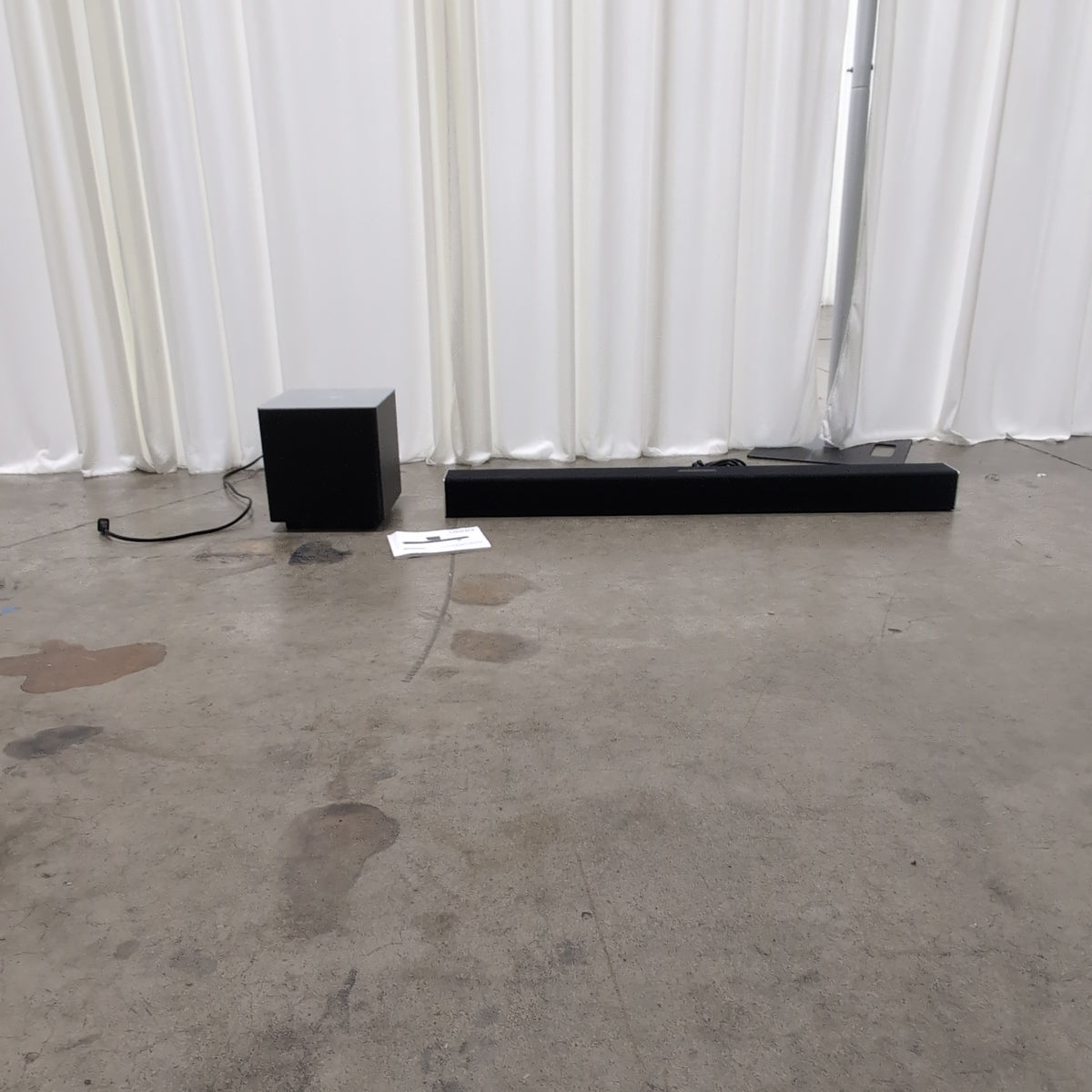 VIZIO Black Soundbar with Wireless Subwoofer