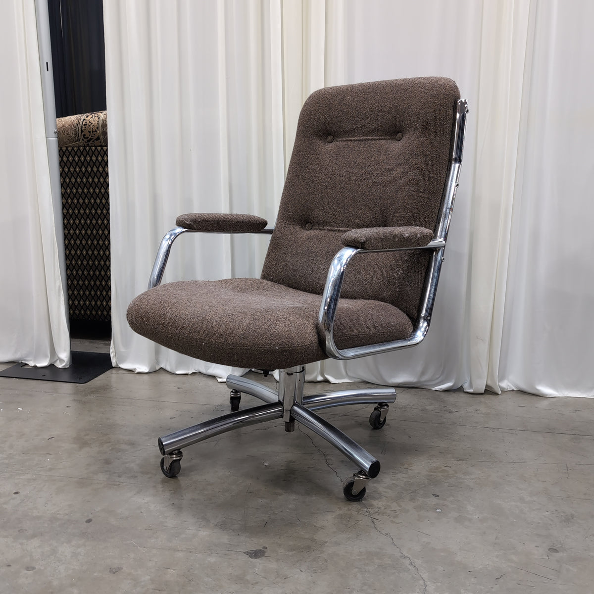 Tufted Brown Fabric Office Chair with Chrome Frame