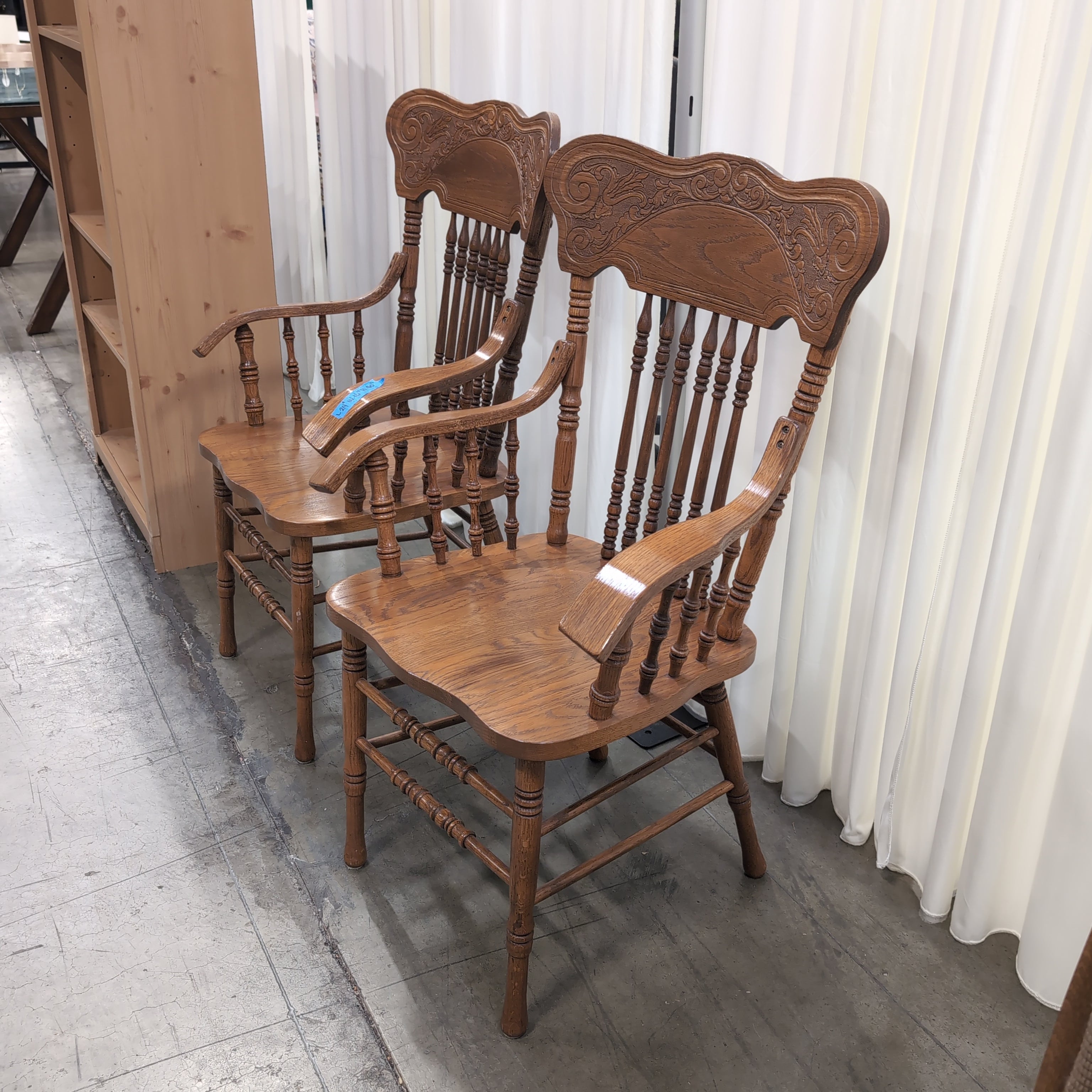 Pair of Traditional Brown Wood Armchair with Carved Back