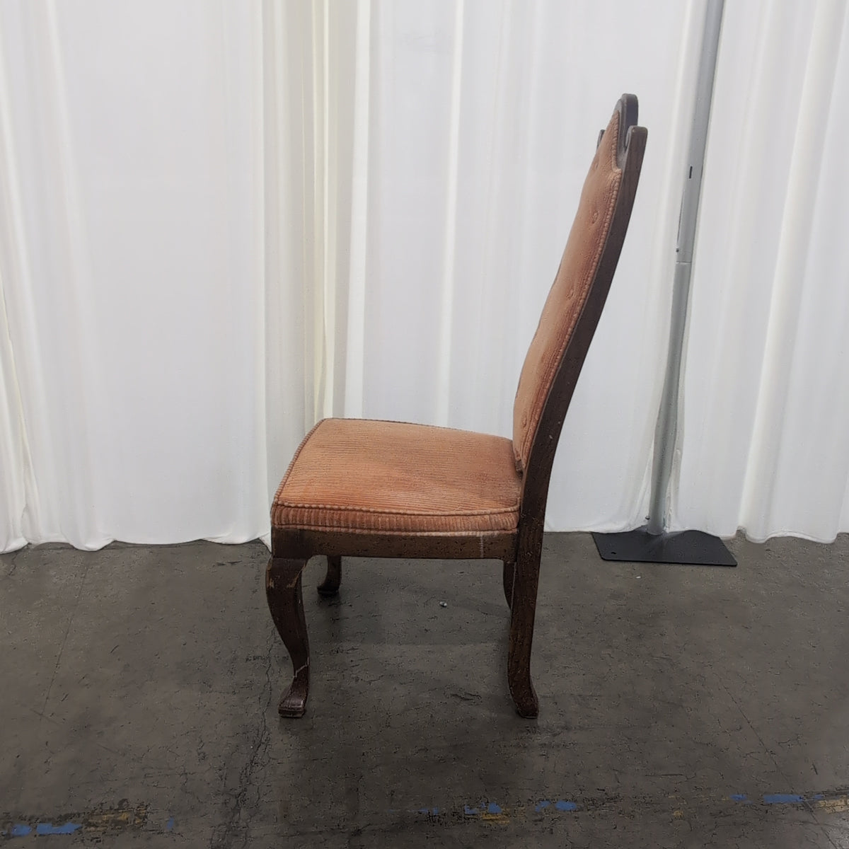 Traditional Dark Wood Oval Dining Table with Four Chairs