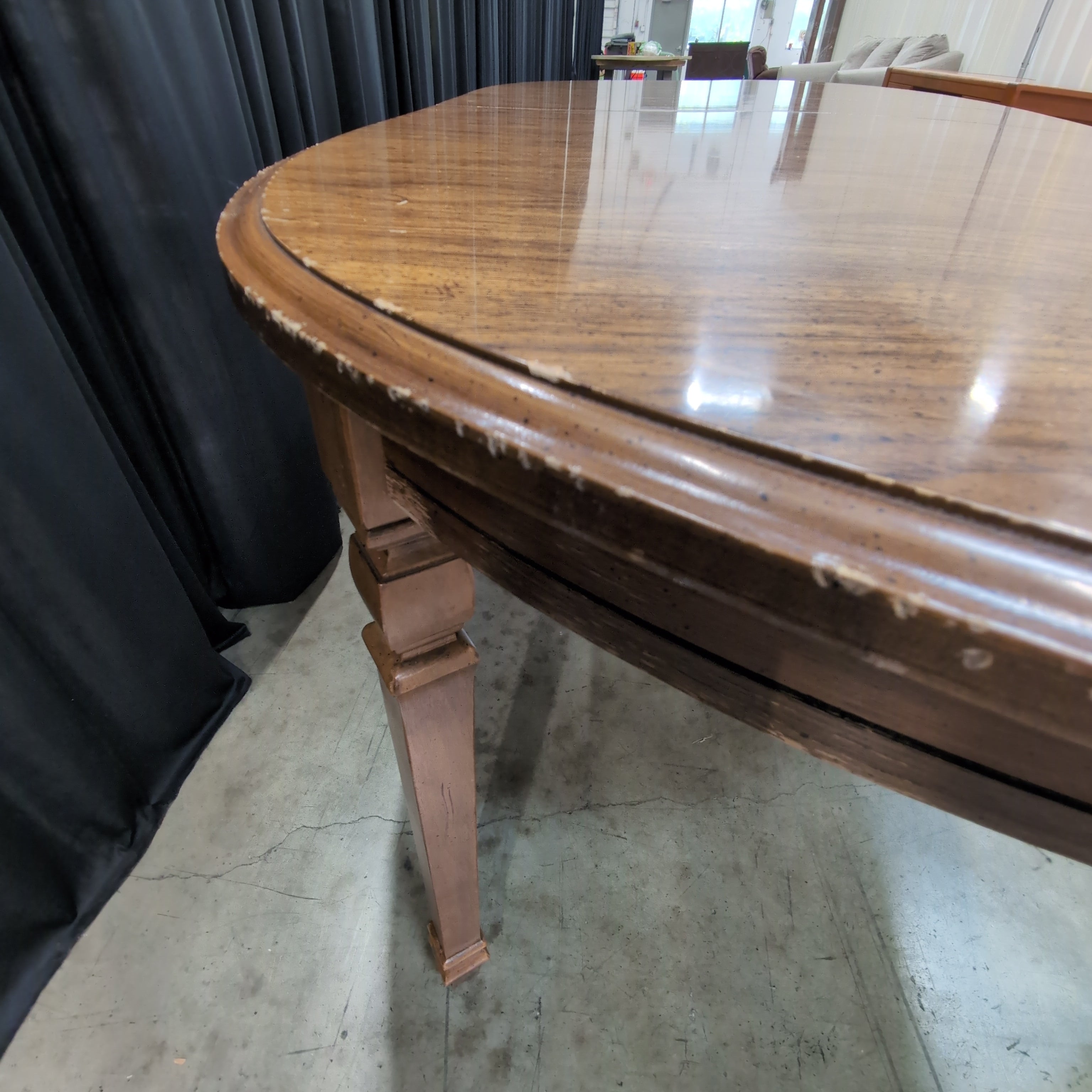 Oval Wood Dining Table with Turned Legs