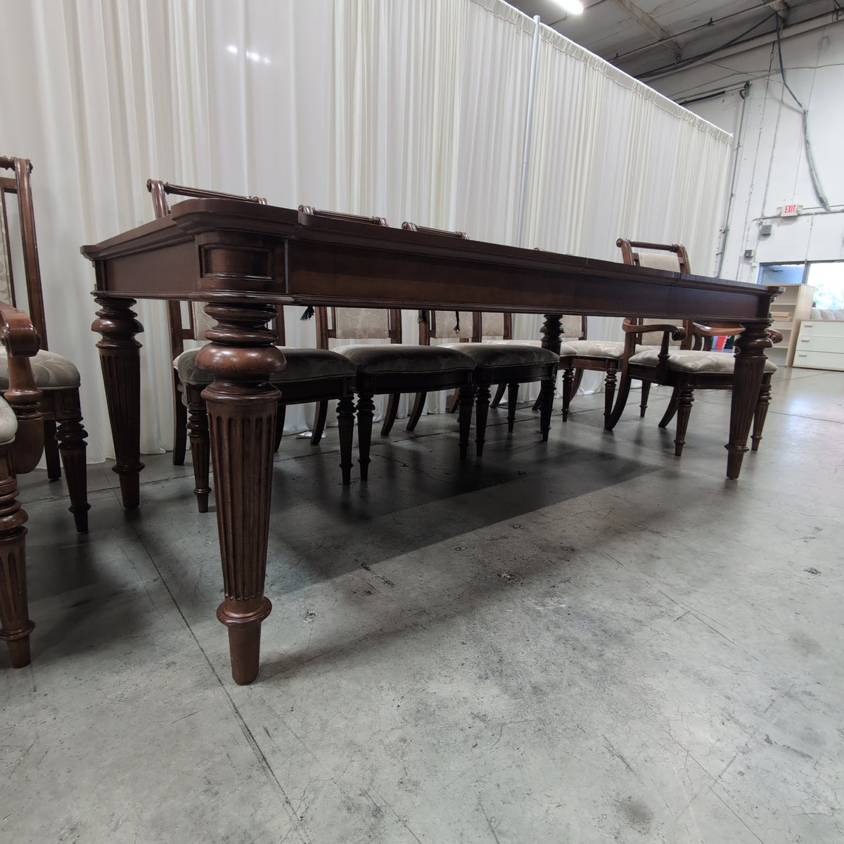 Traditional Dark Wood Dining Table with Turned Legs