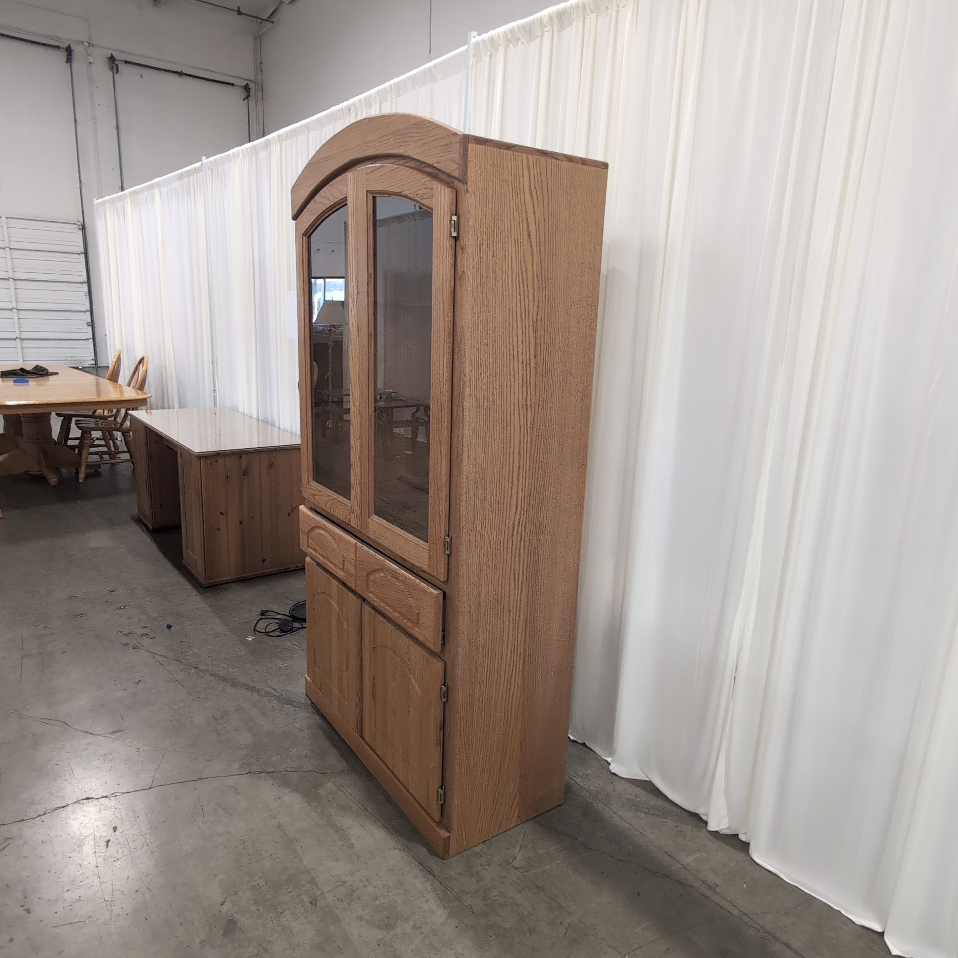 Arched Top Oak Wood China Cabinet with Glass Doors