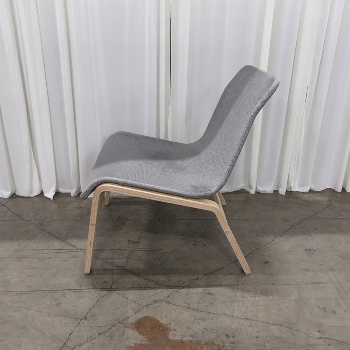 Light Wood Frame Gray Mesh Chair