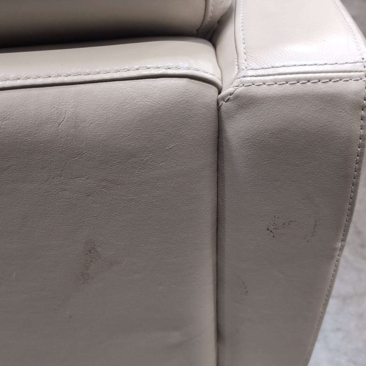 Cream Tufted Armchair in Leather