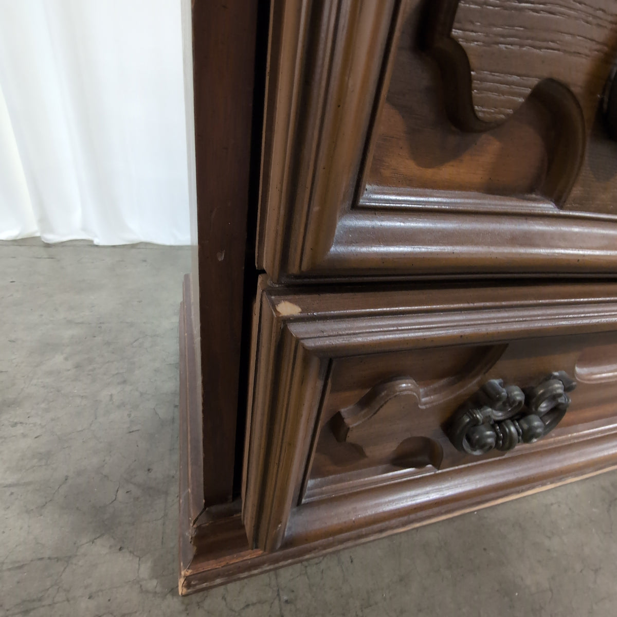 Ornate French Provincial Style Wood Dresser