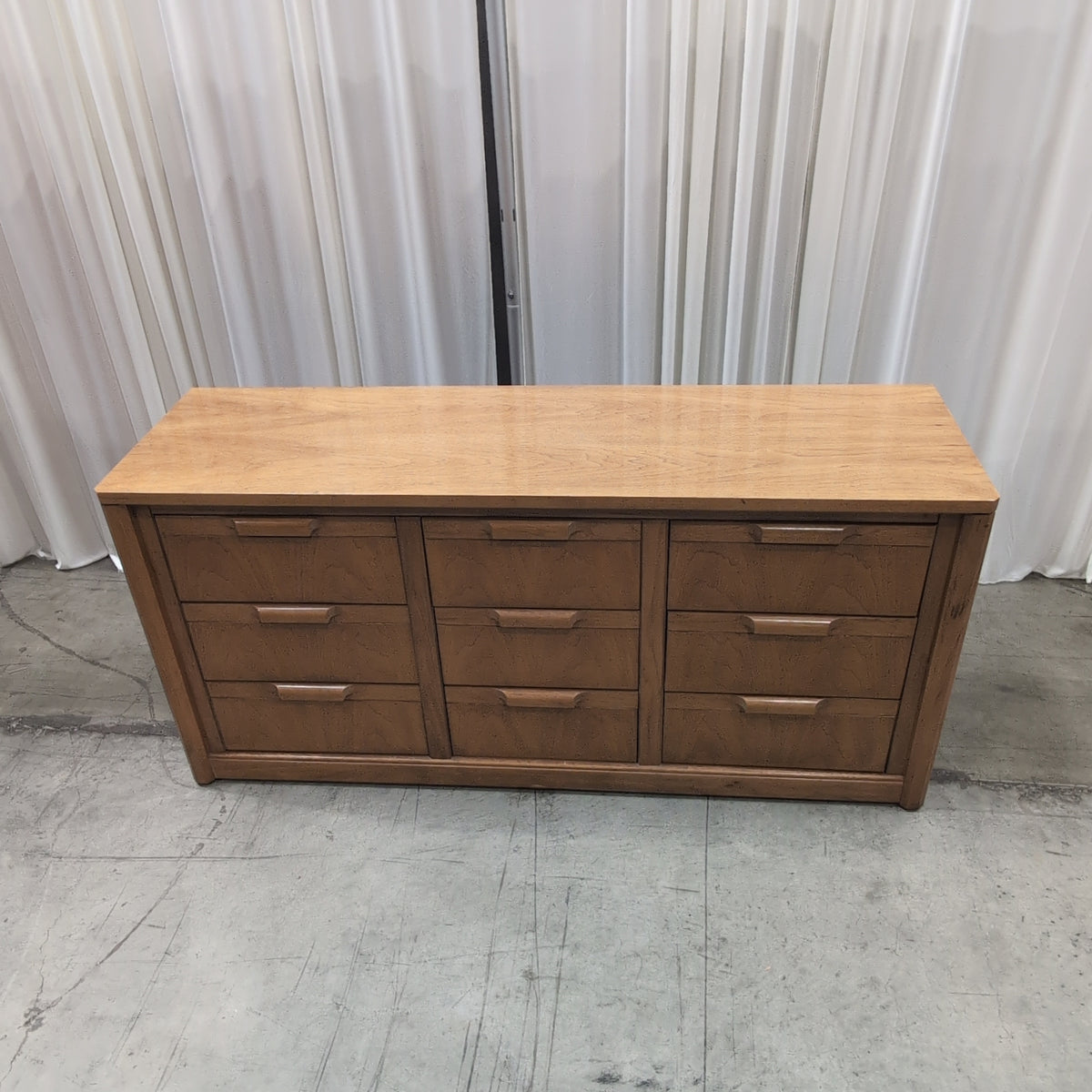 Honey Tone Wood Six-Drawer Dresser