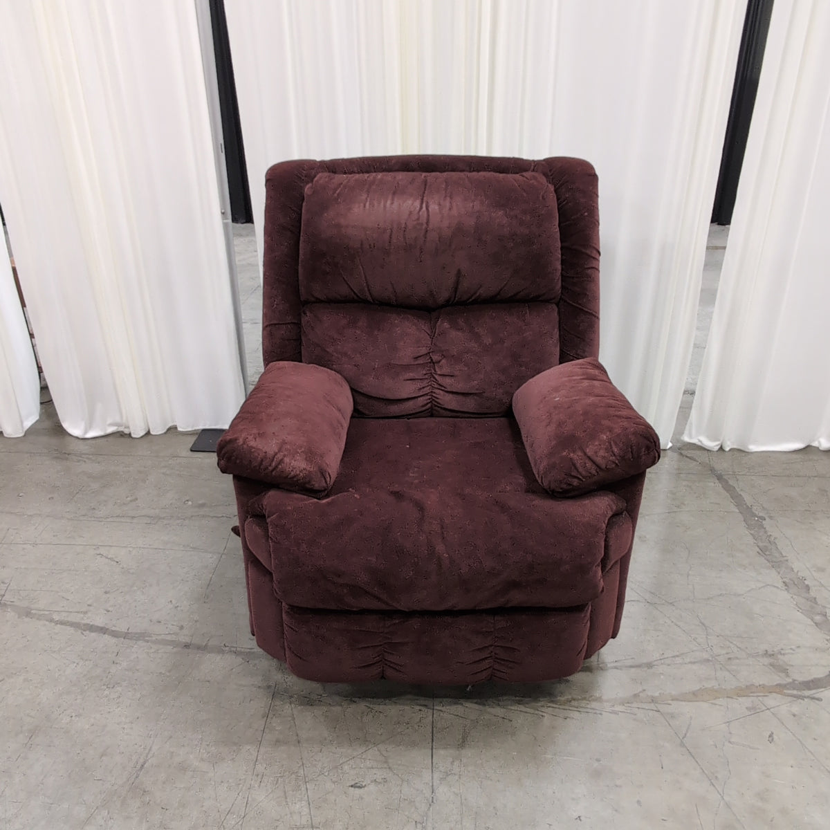 Montana RCL Merlot-Padded Burgundy Recliner in Plush Fabric
