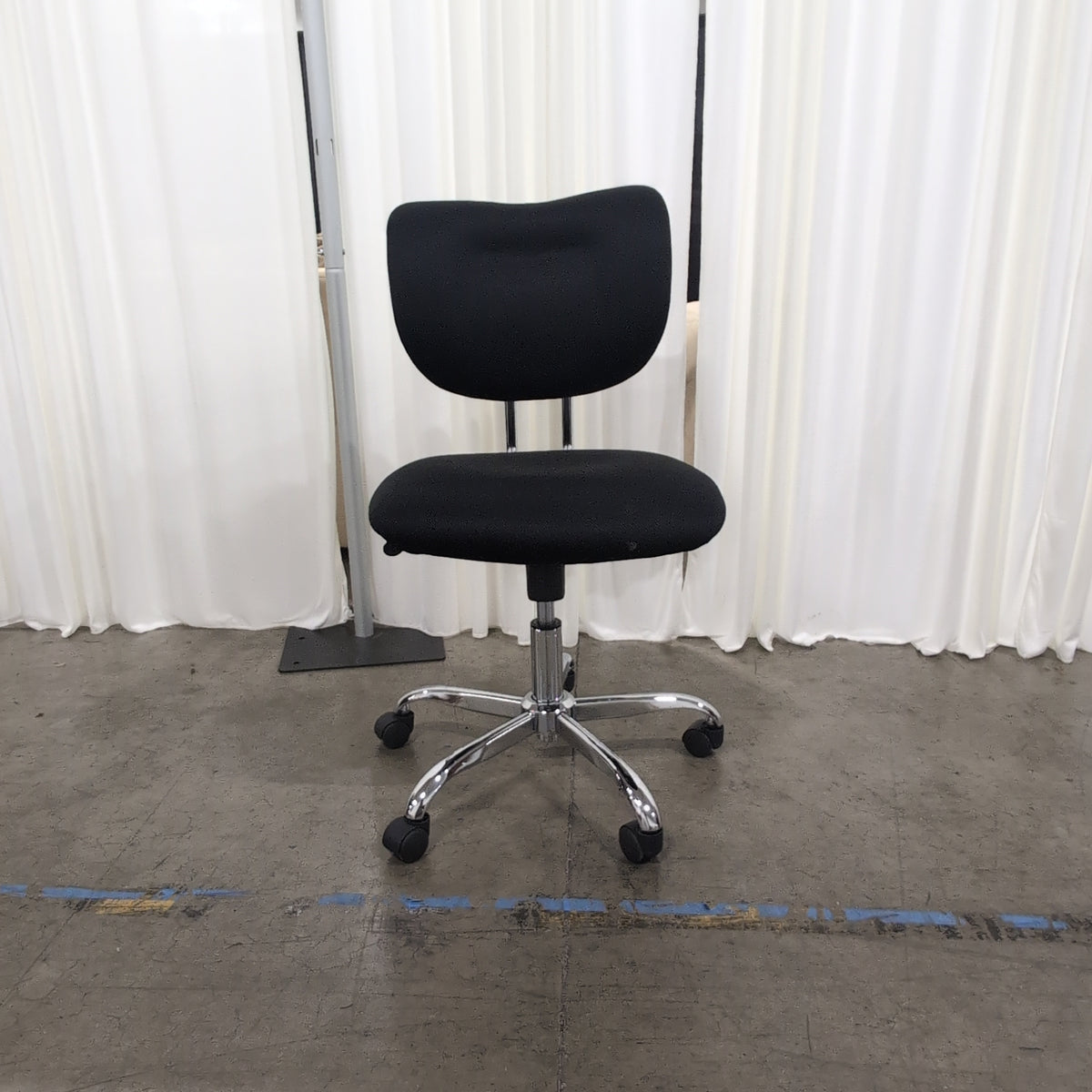Black Ergonomic Kneeling Chair with Adjustable Frame