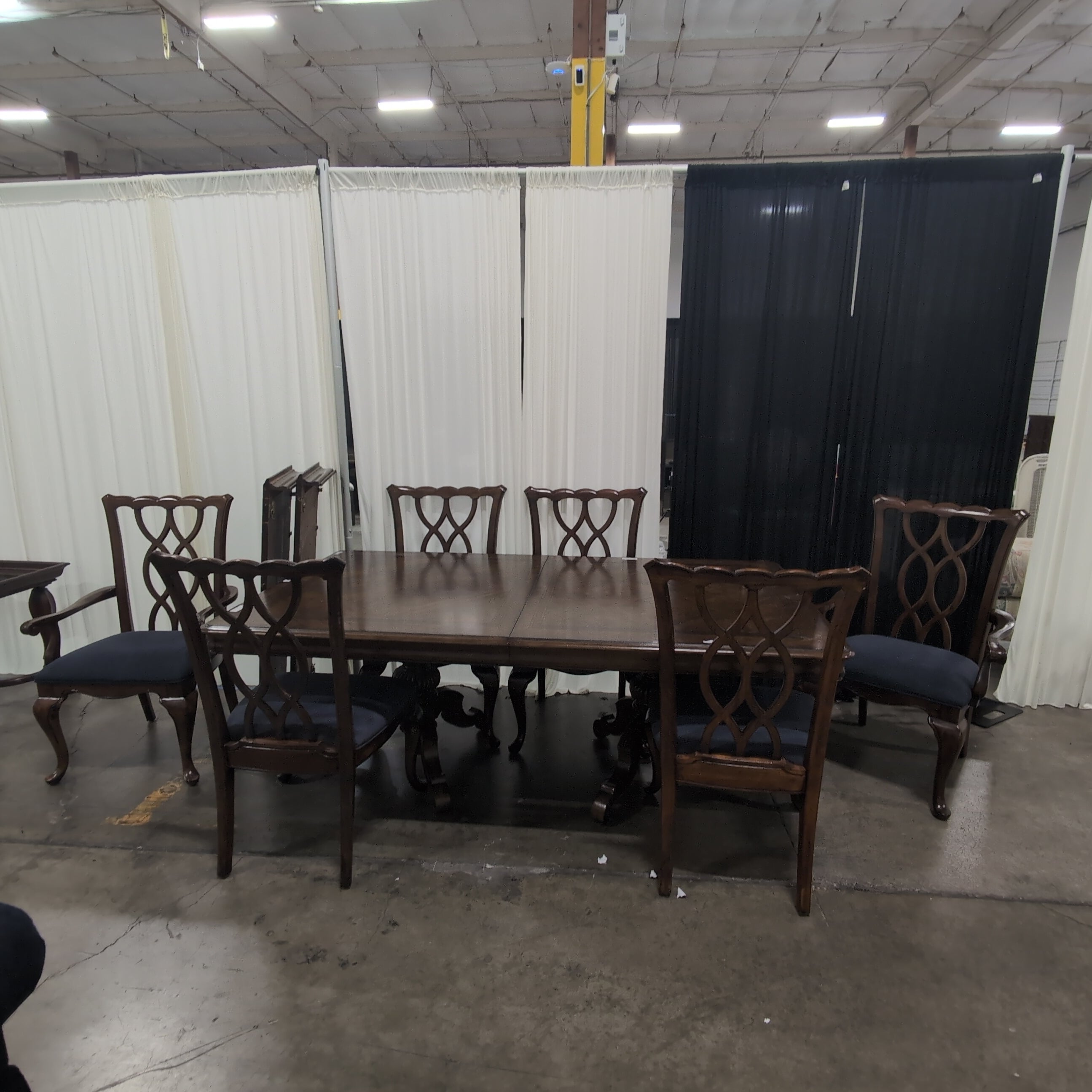 Traditional Dark Wood Dining Table with Cabriole Legs