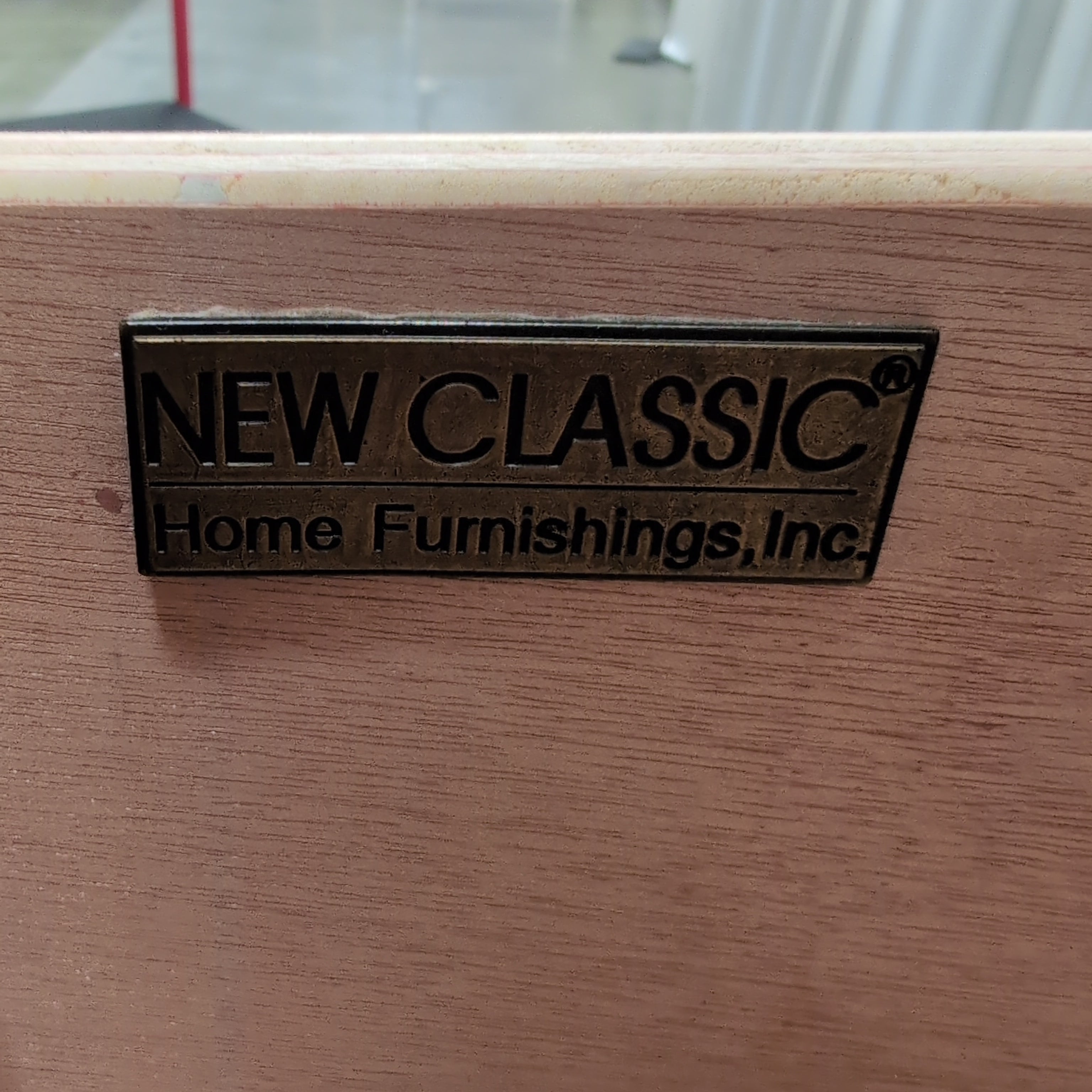Classic White Six-Drawer Transitional Dresser