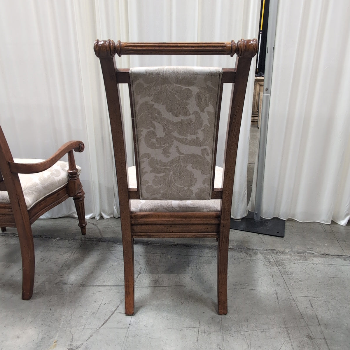 Traditional Dark Wood Dining Table with Turned Legs