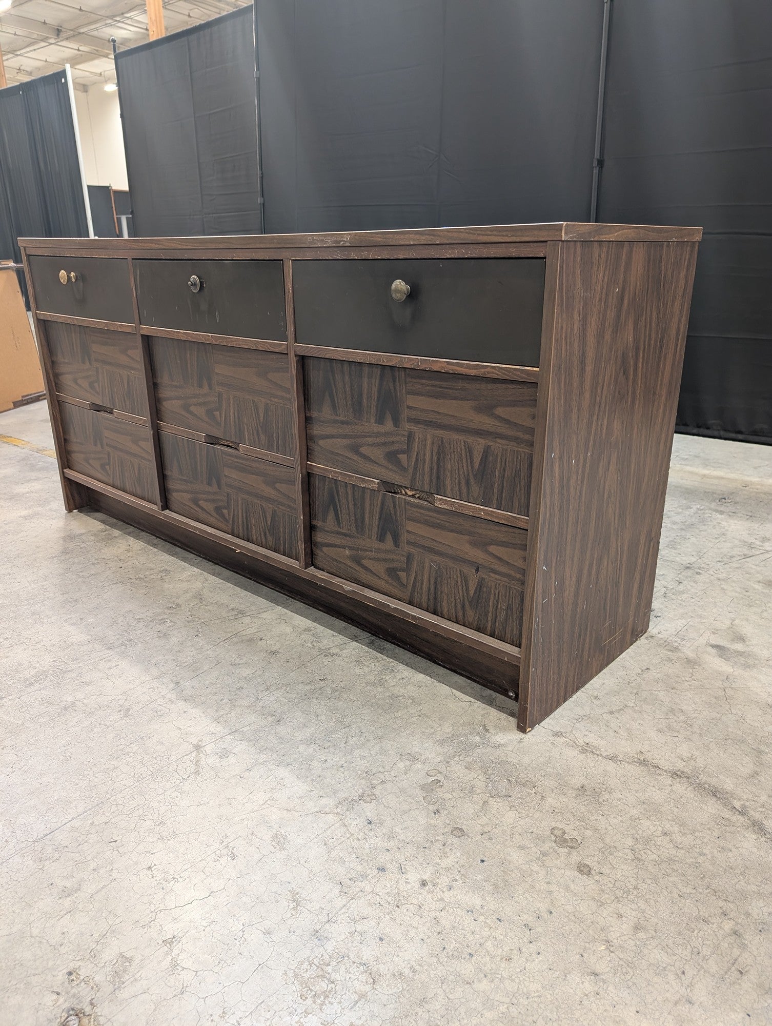 Geometric Pattern Dark Wood Dresser with Mirror