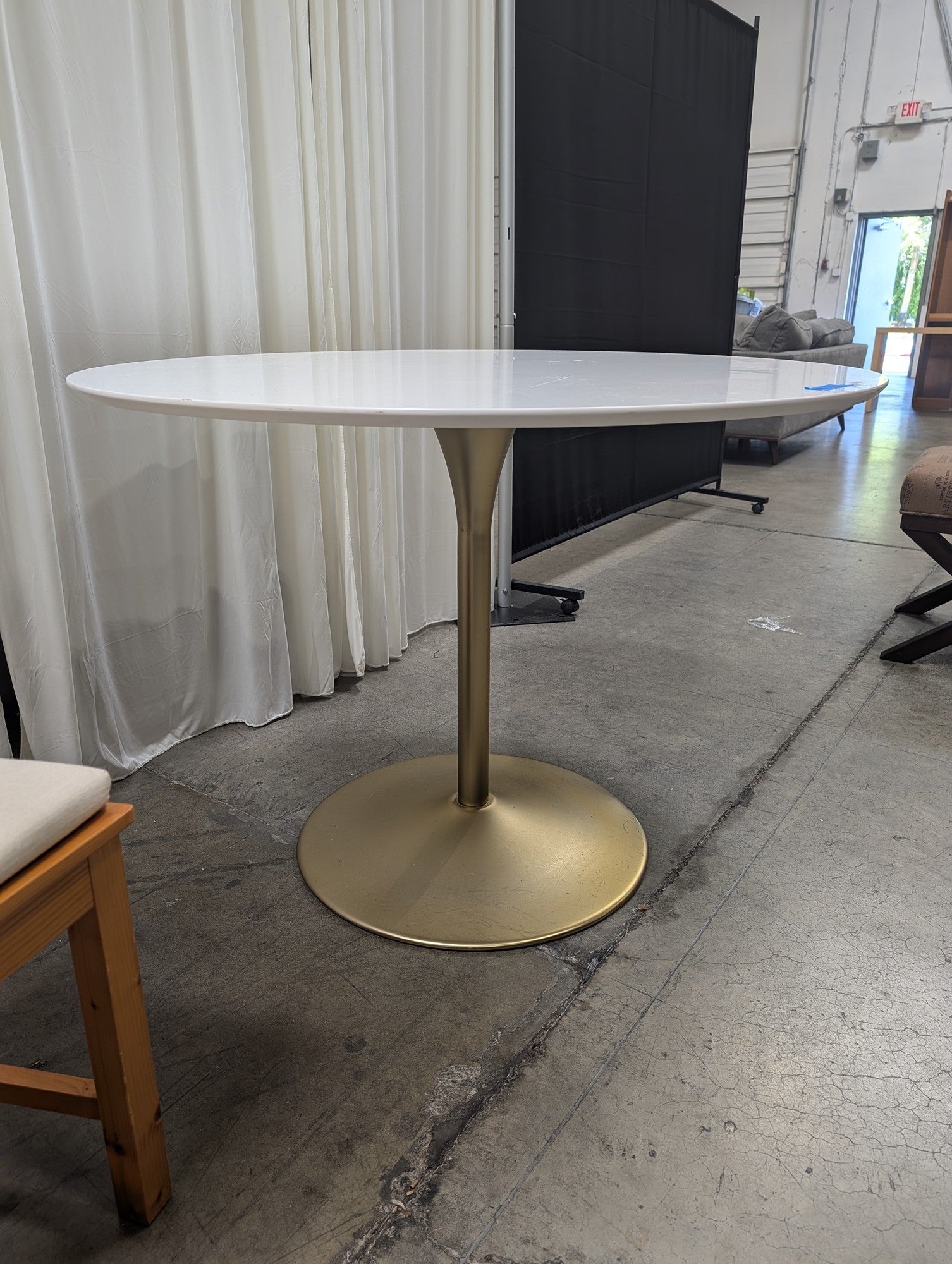 Mid-Century Modern White Round Dining Table with Gold Tulip Base