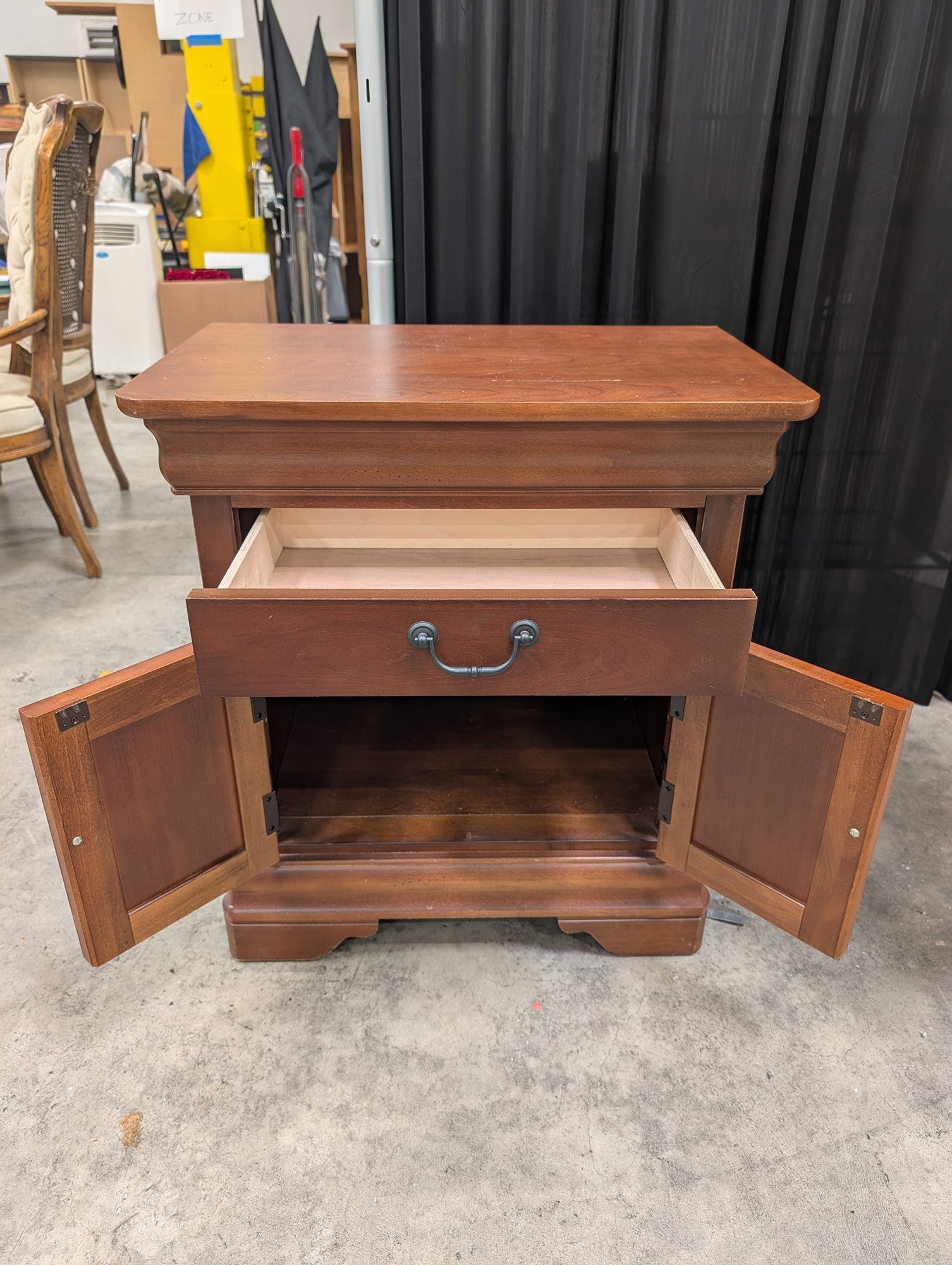 Bassett Reddish-Brown Wood Nightstand with Cabinet Storage