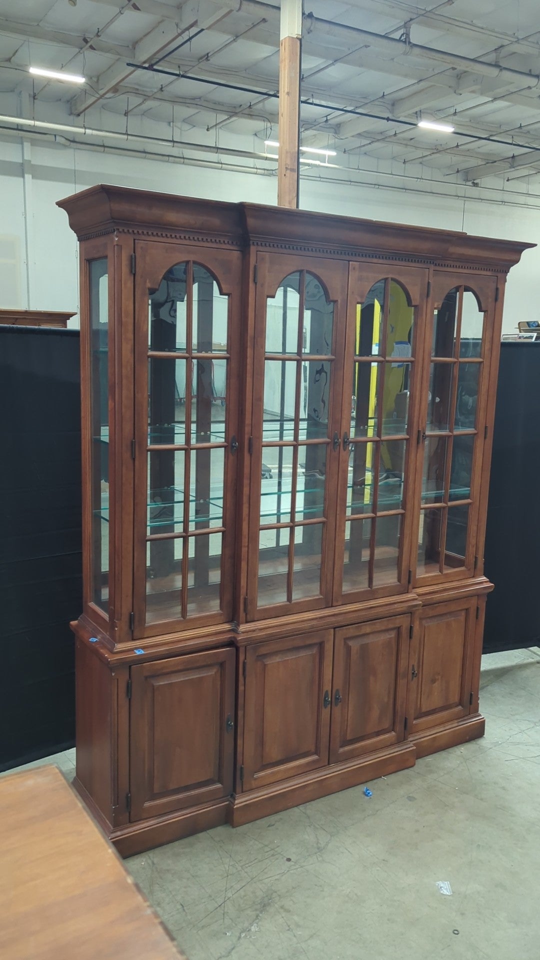 Lexington Brown Wood Breakfront China Cabinet