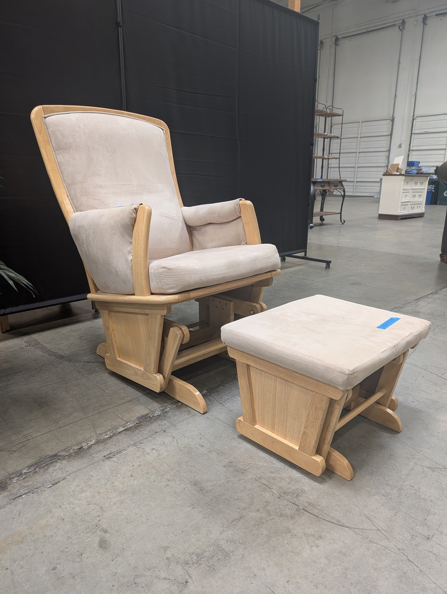 Delta Wood Nursery Glider with Ottoman